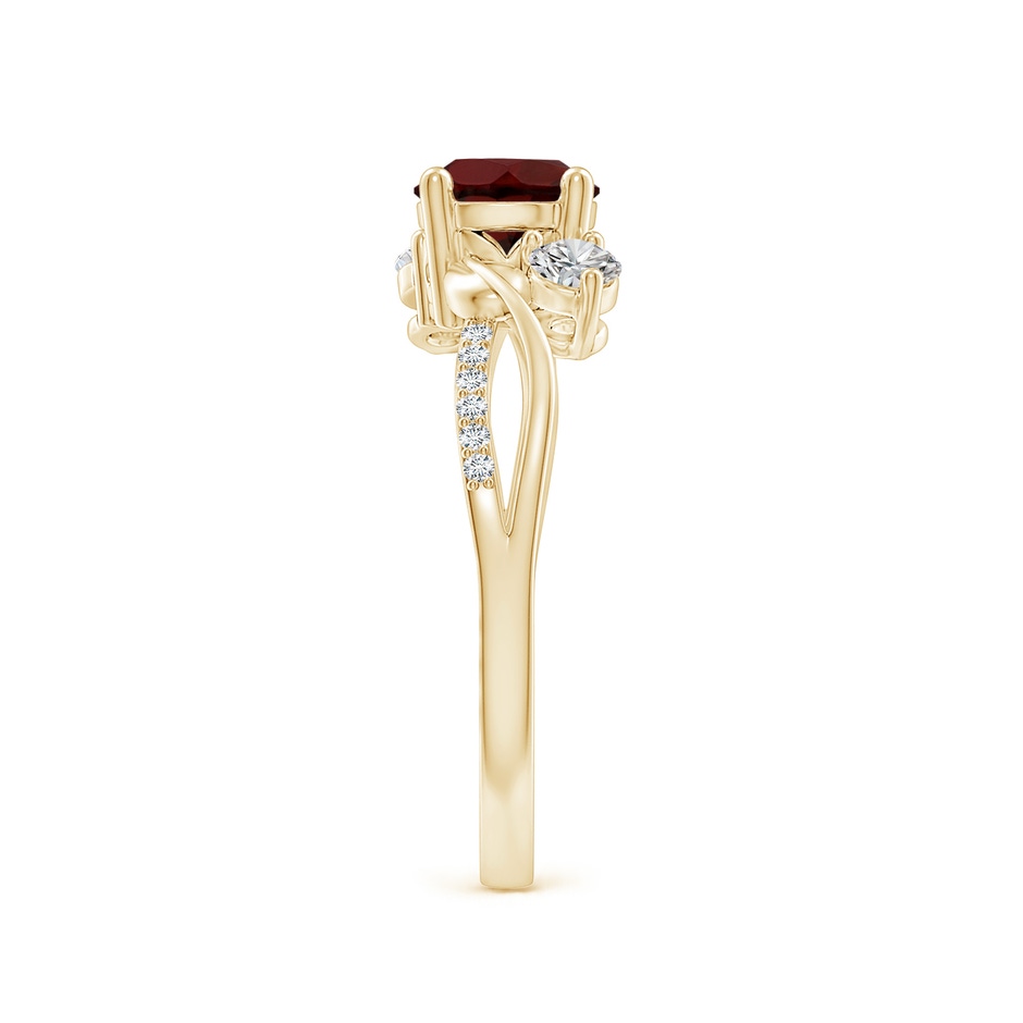 6mm AA Garnet and Diamond Twisted Vine Ring in Yellow Gold side 299