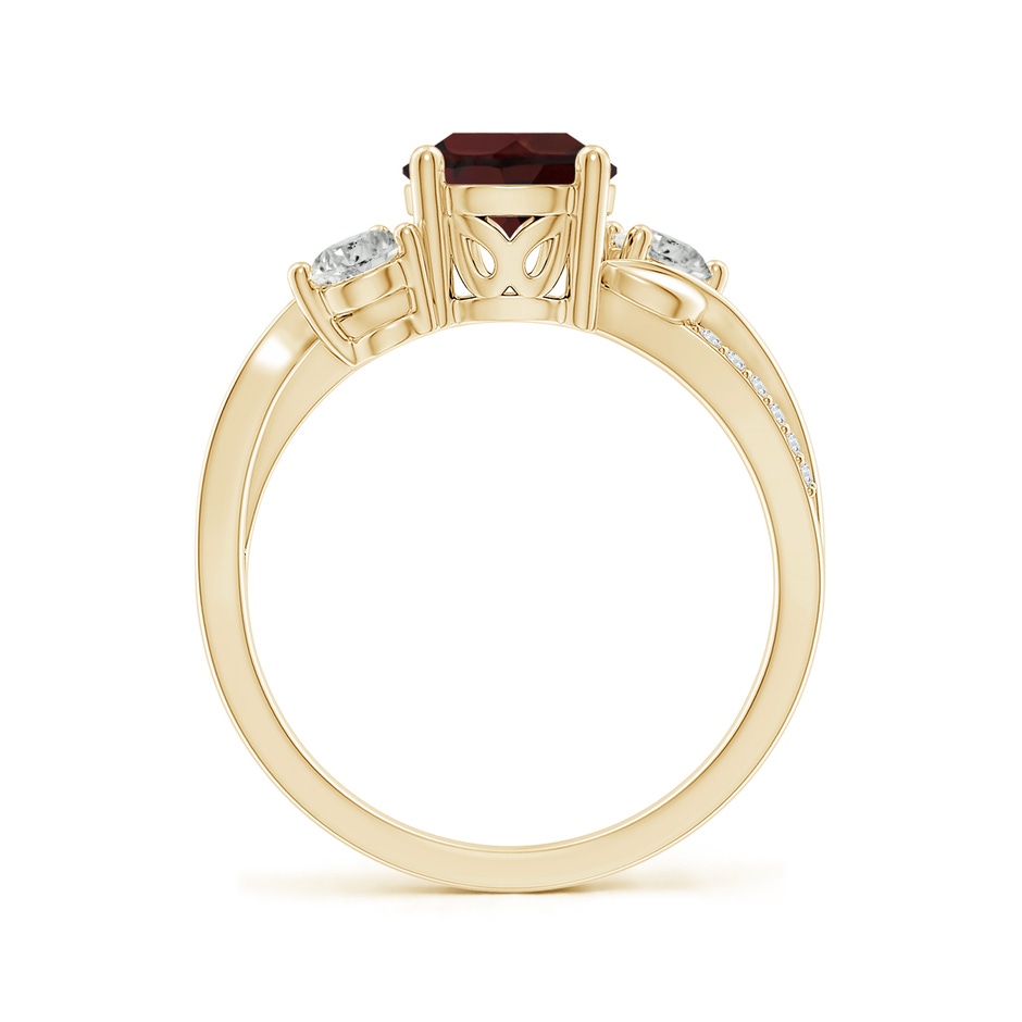7mm A Garnet and Diamond Twisted Vine Ring in 18K Yellow Gold side 199