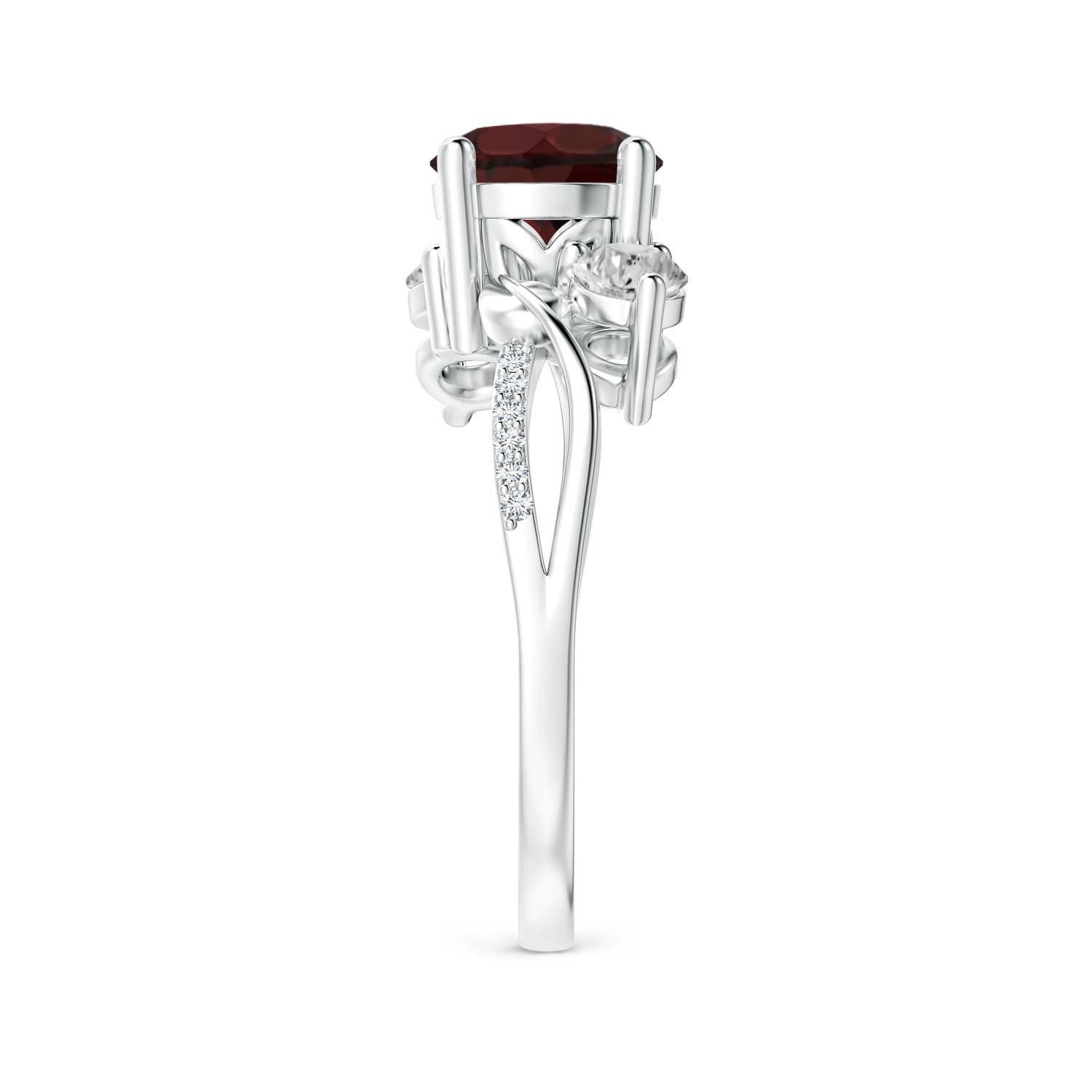 A - Garnet / 1.88 CT / 14 KT White Gold