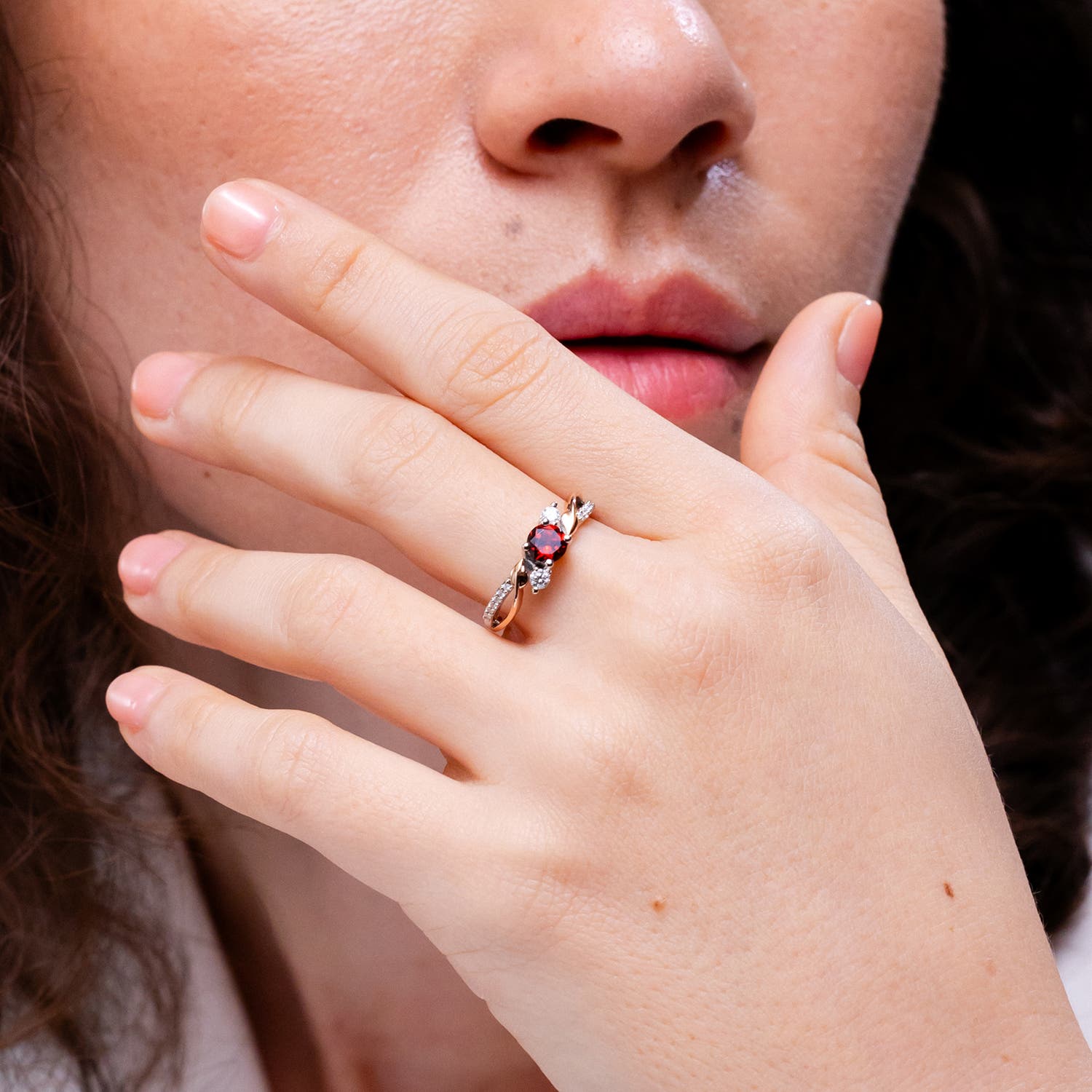 SR1912GD lifestyle image - lifestyle 5