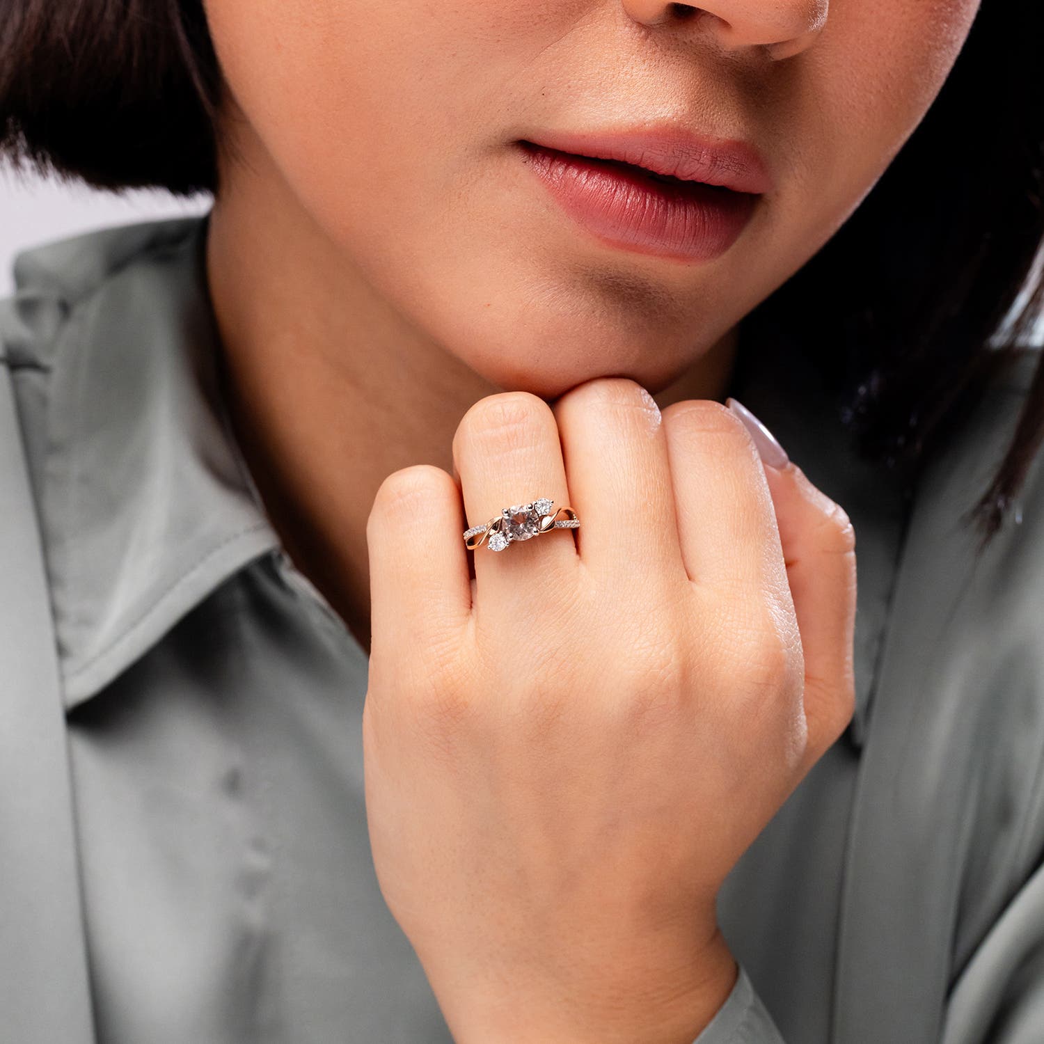 SR1912MGD lifestyle image - lifestyle 5