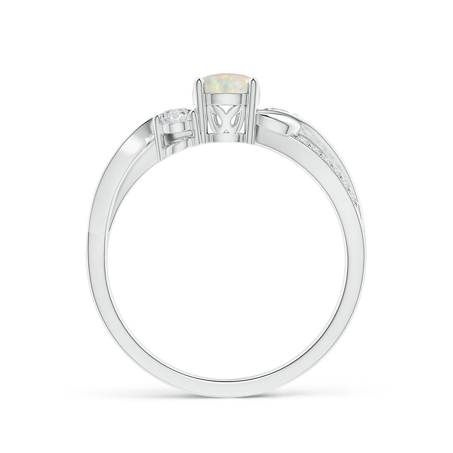 AAA - Opal / 0.53 CT / 14 KT White Gold