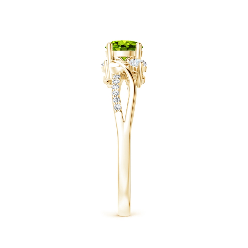5mm AAAA Peridot and Diamond Twisted Vine Ring in Yellow Gold Side-2