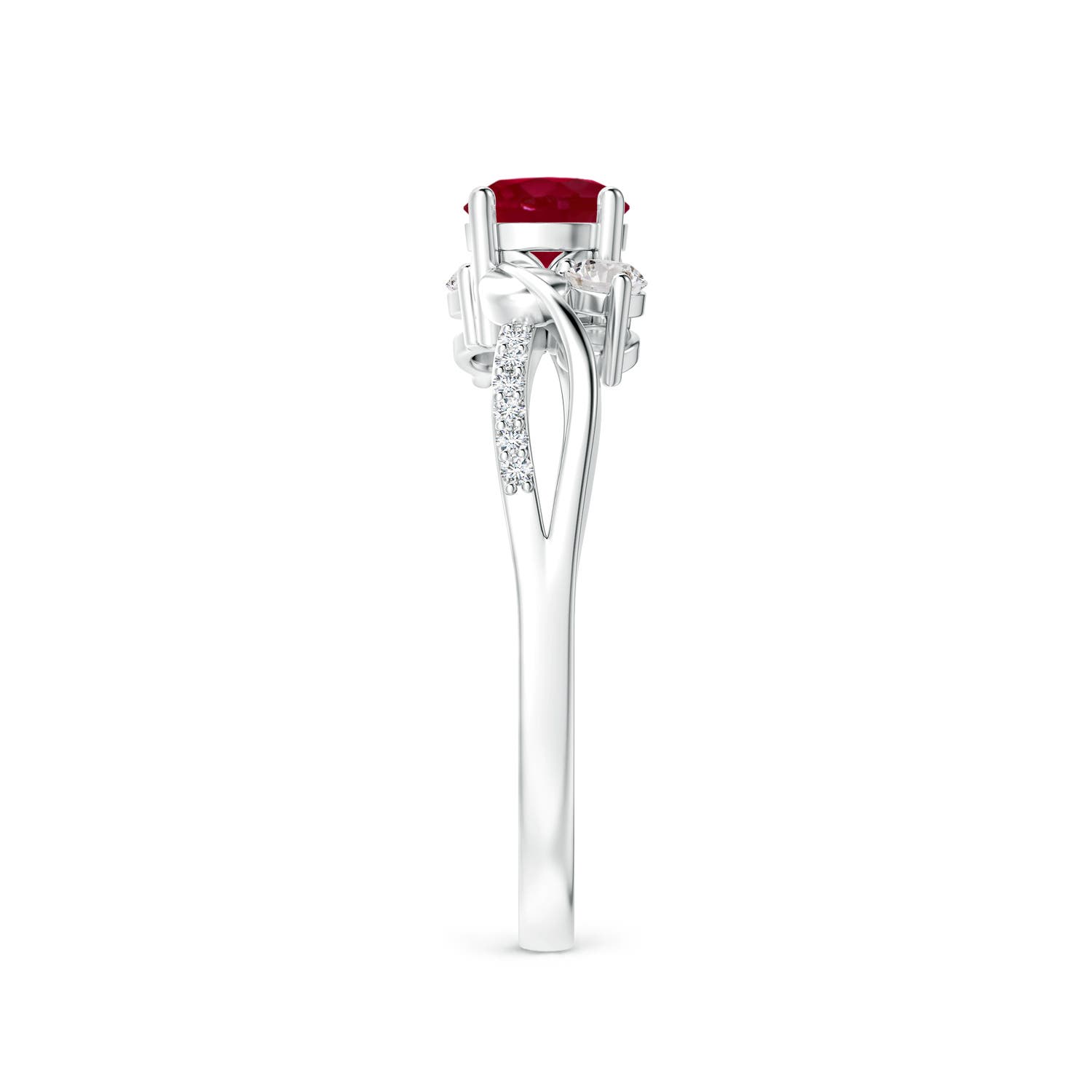 AA - Ruby / 0.8 CT / 14 KT White Gold