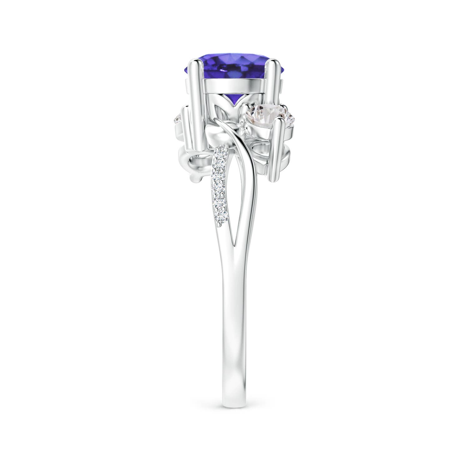 AA - Tanzanite / 1.83 CT / 14 KT White Gold