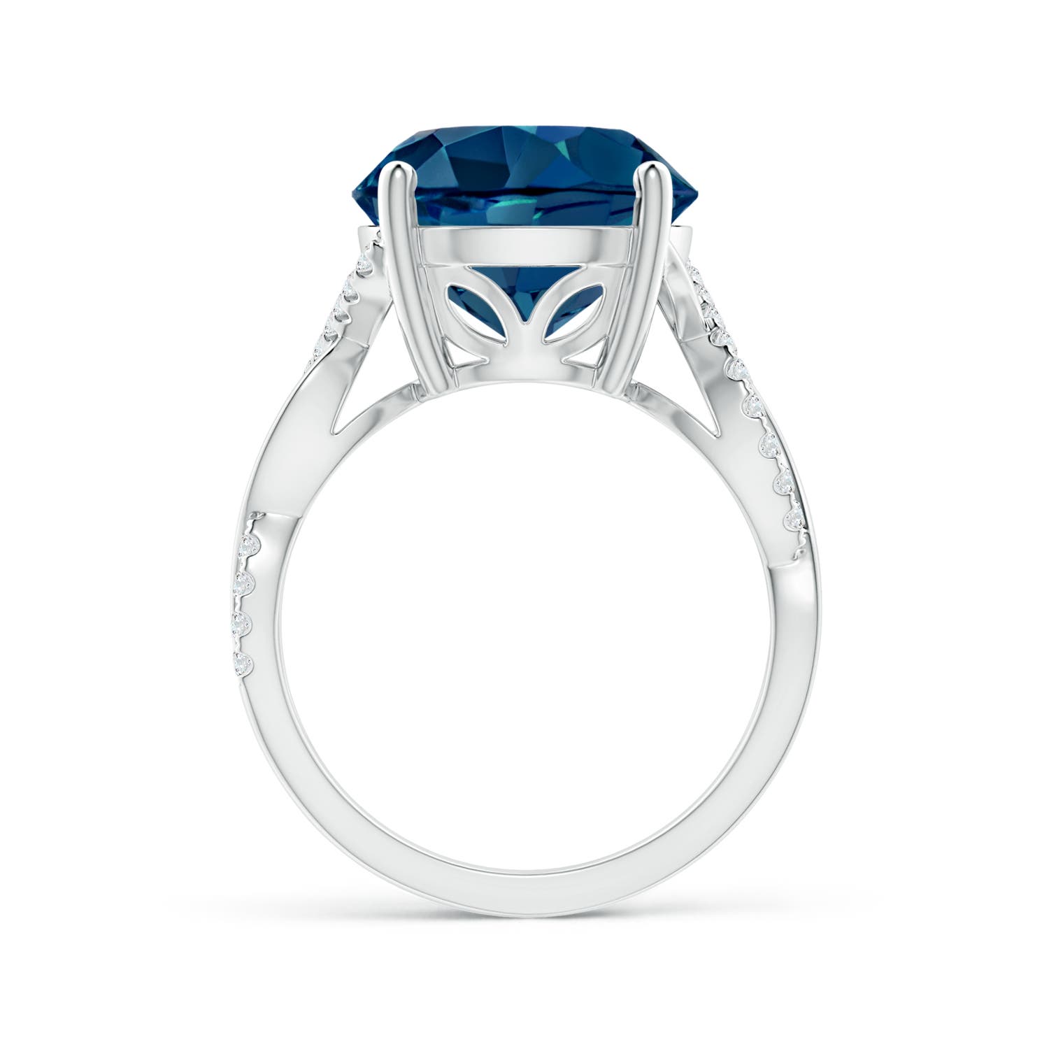 AAAA - London Blue Topaz / 8.02 CT / 14 KT White Gold