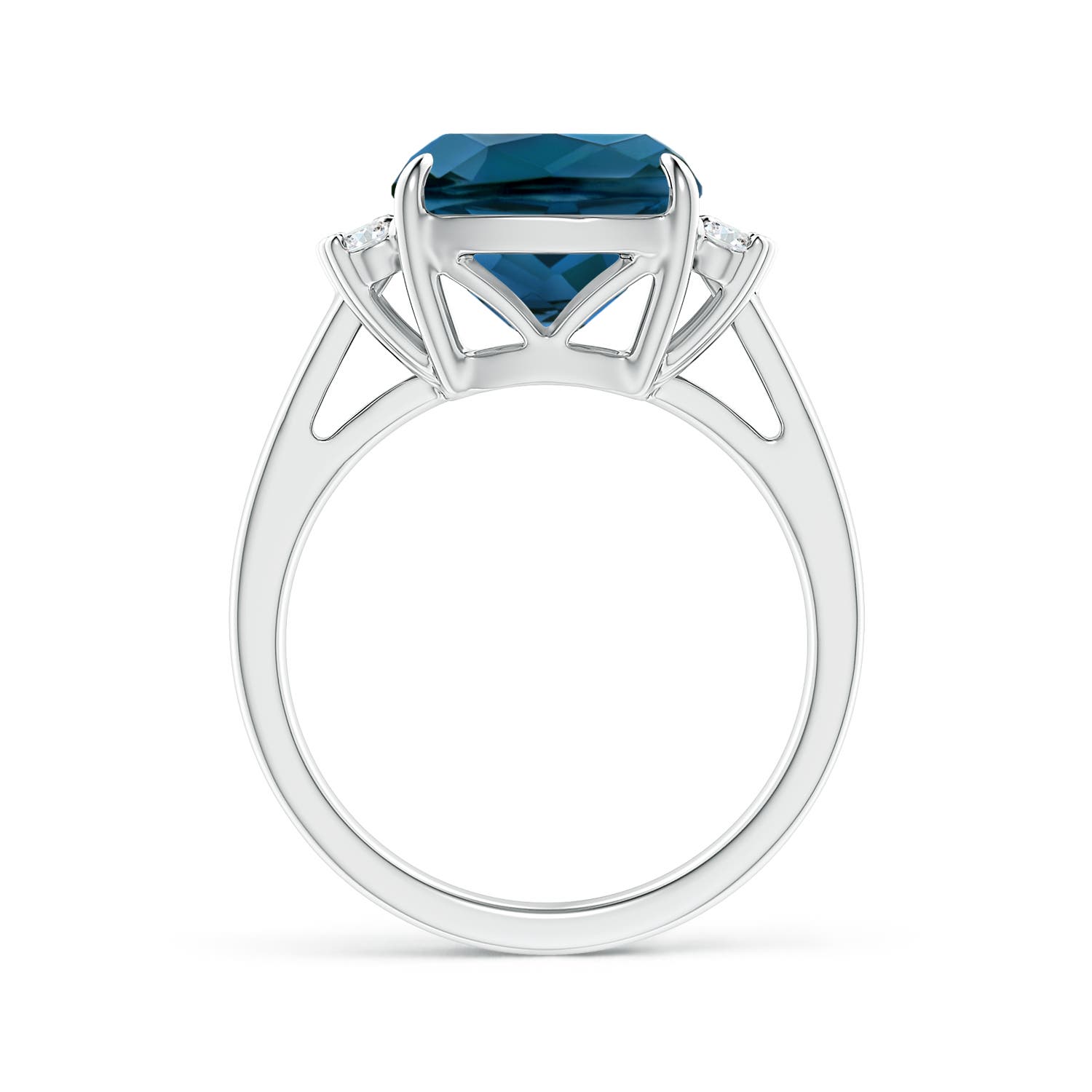 AAAA - London Blue Topaz / 7.35 CT / 14 KT White Gold