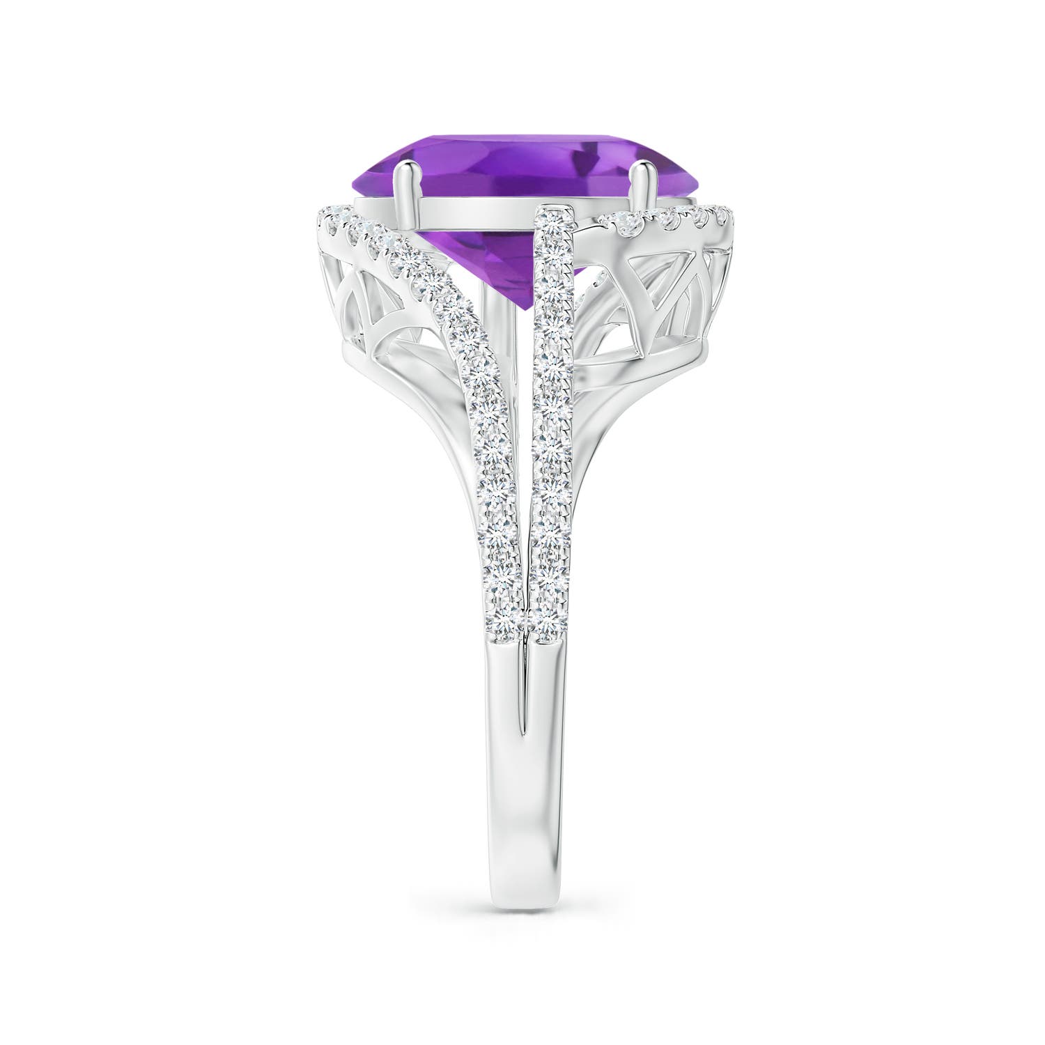 AA - Amethyst / 4.92 CT / 14 KT White Gold