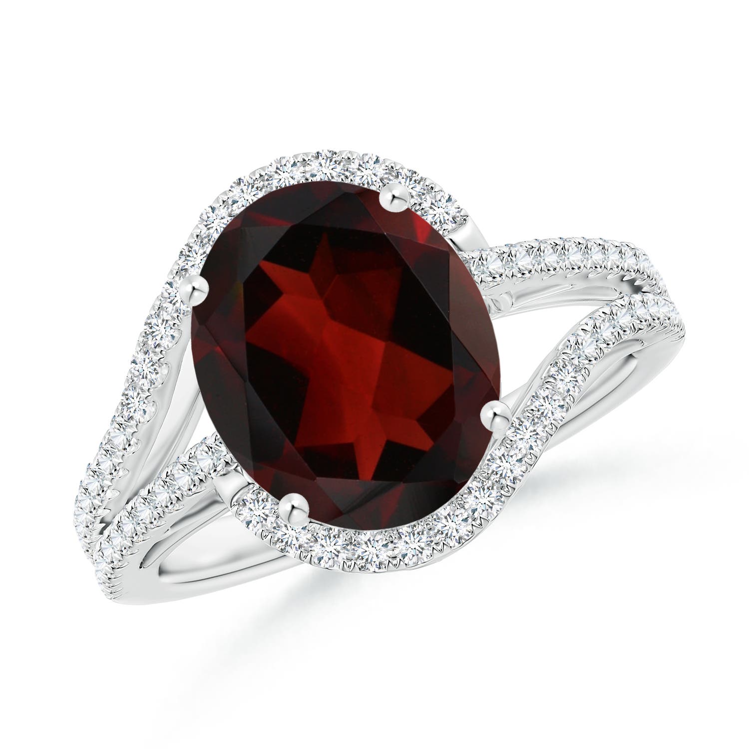 AA - Garnet / 4.7 CT / 14 KT White Gold