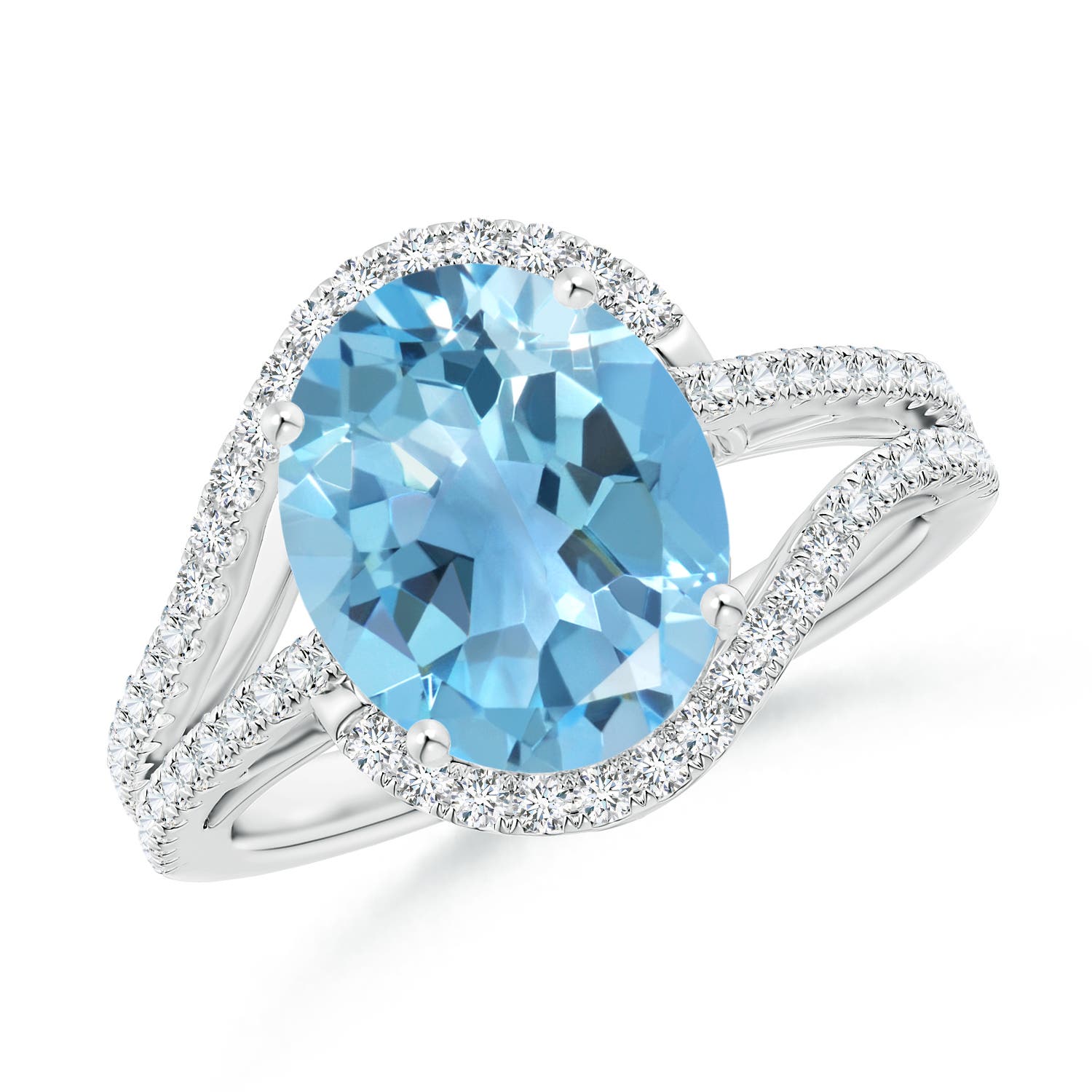 A - Swiss Blue Topaz / 5.2 CT / 14 KT White Gold