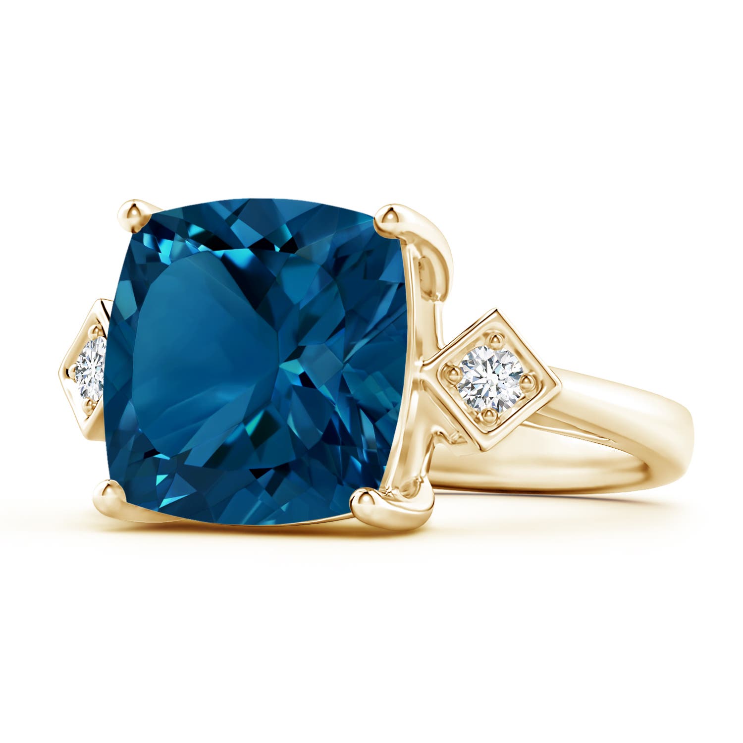 AAAA - London Blue Topaz / 8.14 CT / 14 KT Yellow Gold