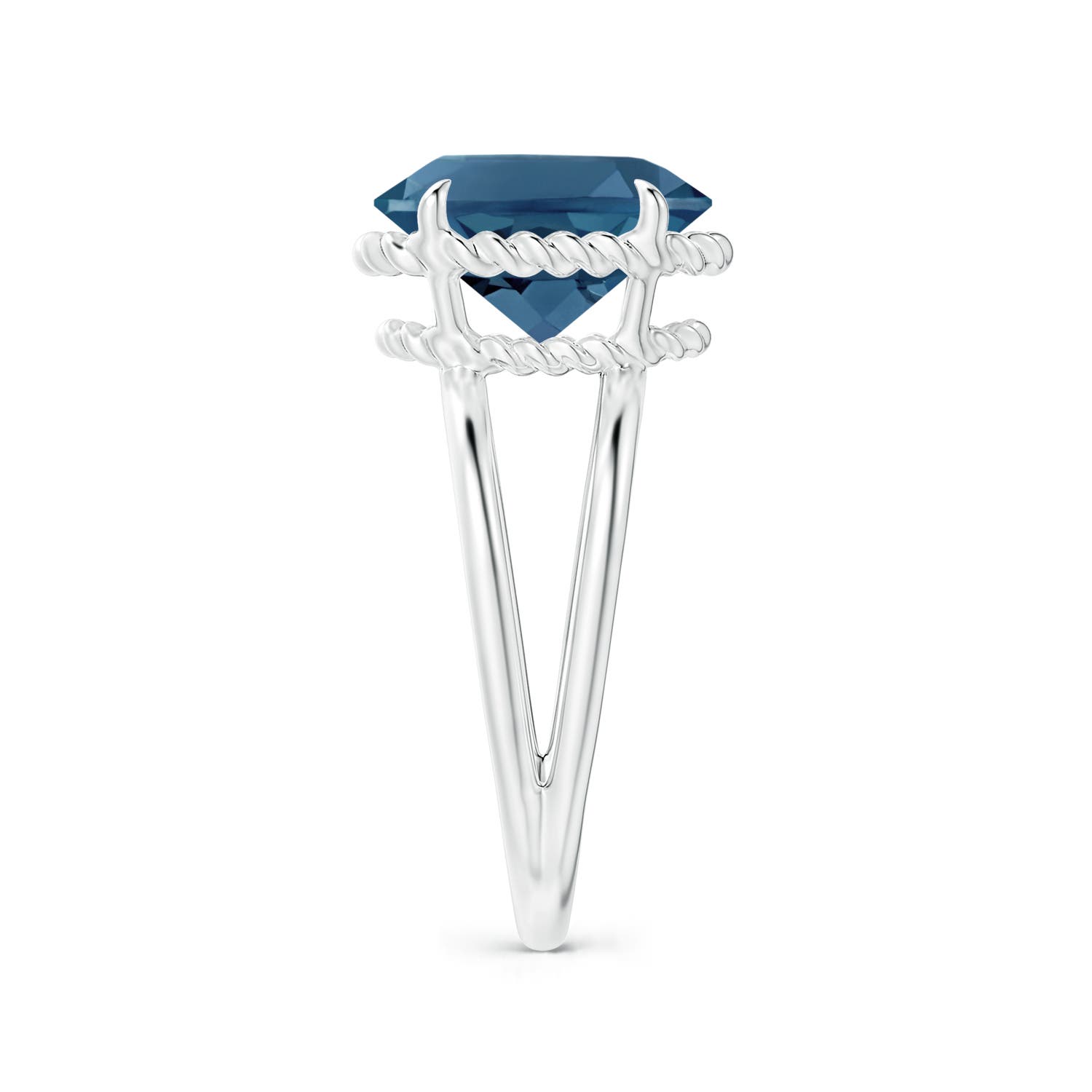 AA - London Blue Topaz / 4.7 CT / 14 KT White Gold