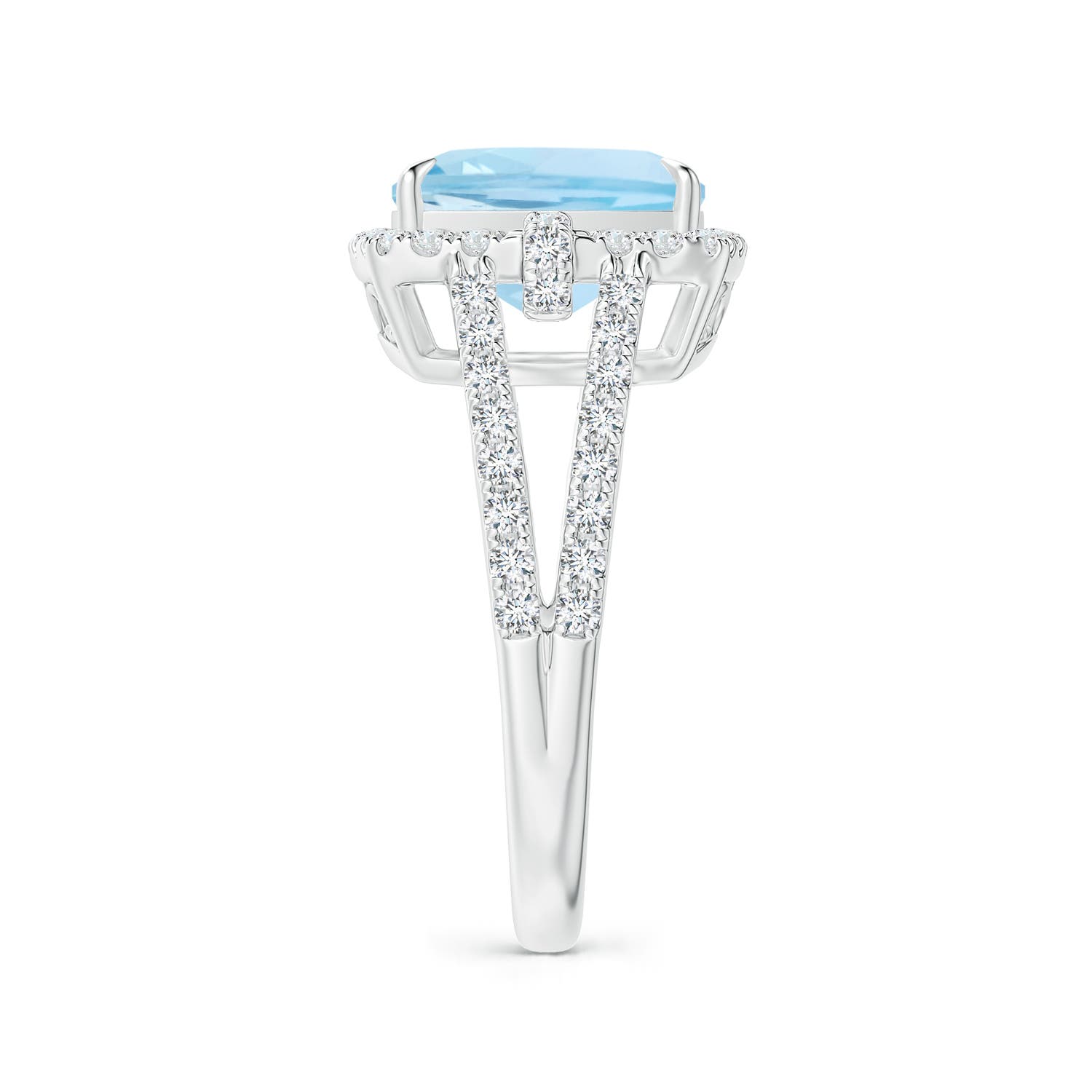 AAA - Aquamarine / 3.03 CT / 14 KT White Gold