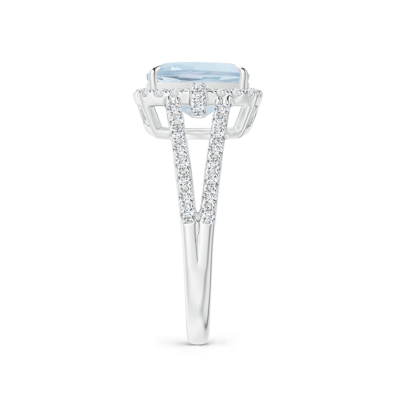 A - Aquamarine / 2.31 CT / 14 KT White Gold