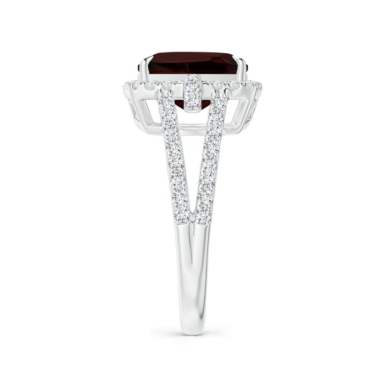 A - Garnet / 3.93 CT / 14 KT White Gold