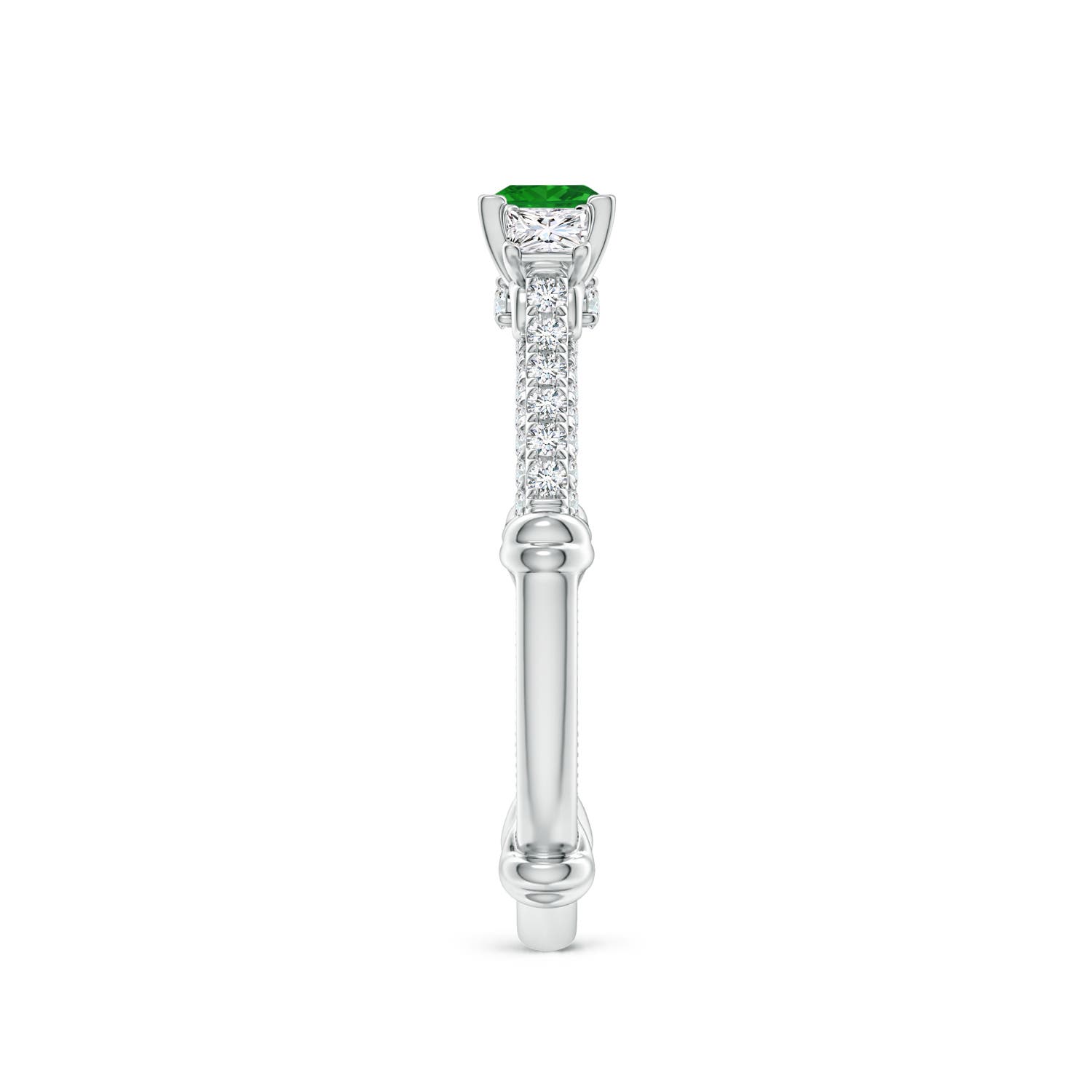 AAA - Emerald / 0.73 CT / 14 KT White Gold