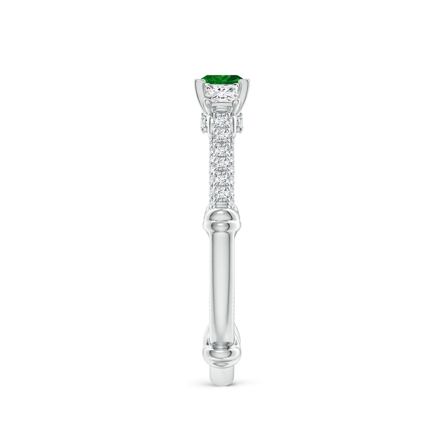 AAAA - Emerald / 0.73 CT / 14 KT White Gold