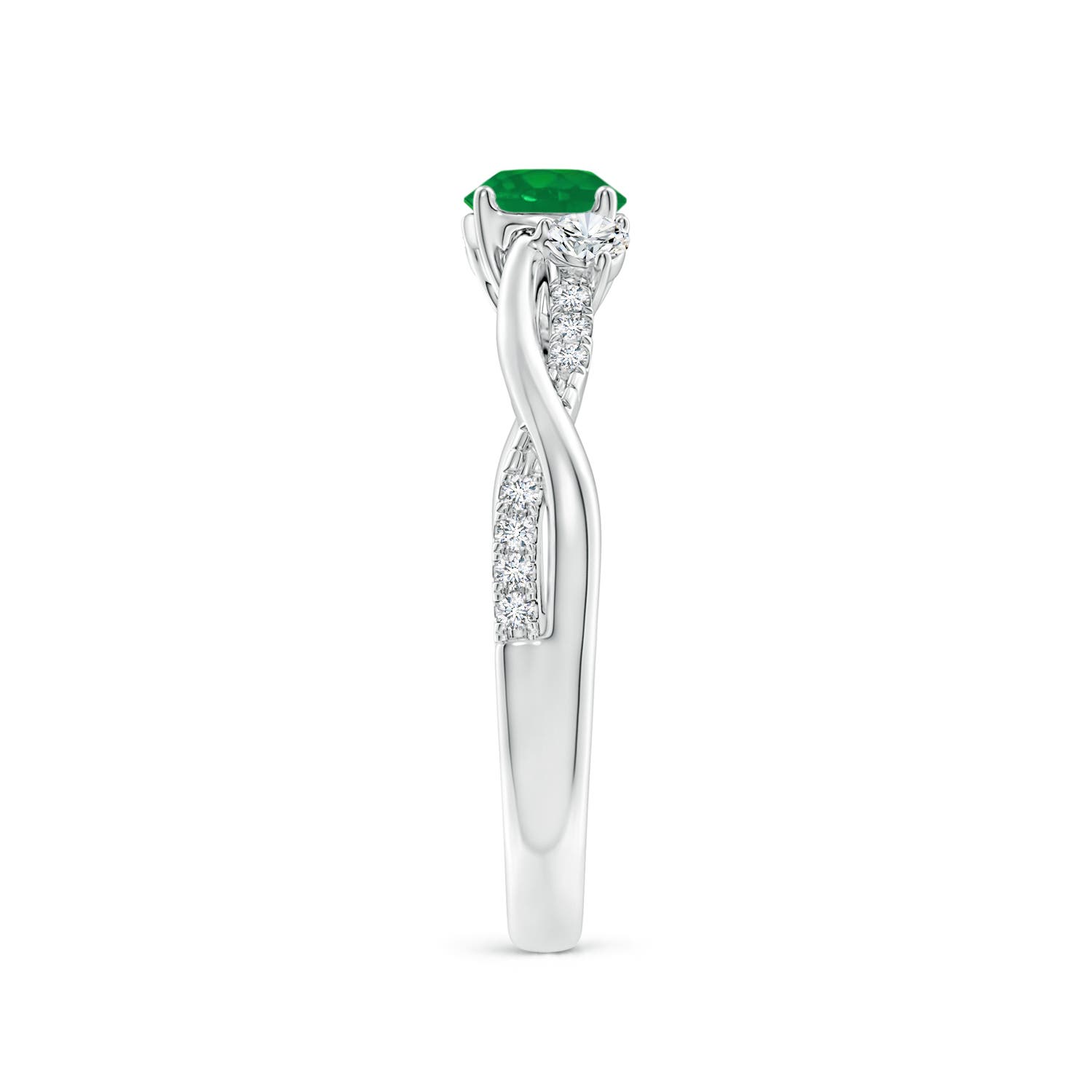 AA - Emerald / 0.66 CT / 14 KT White Gold