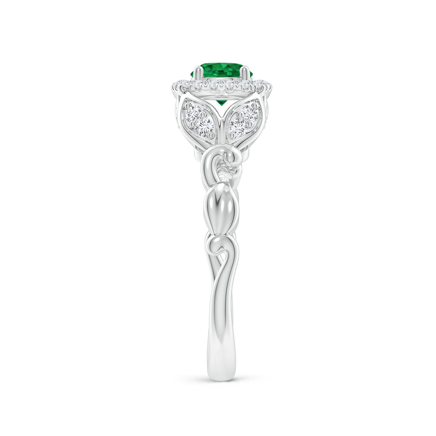 AAA - Emerald / 0.68 CT / 14 KT White Gold