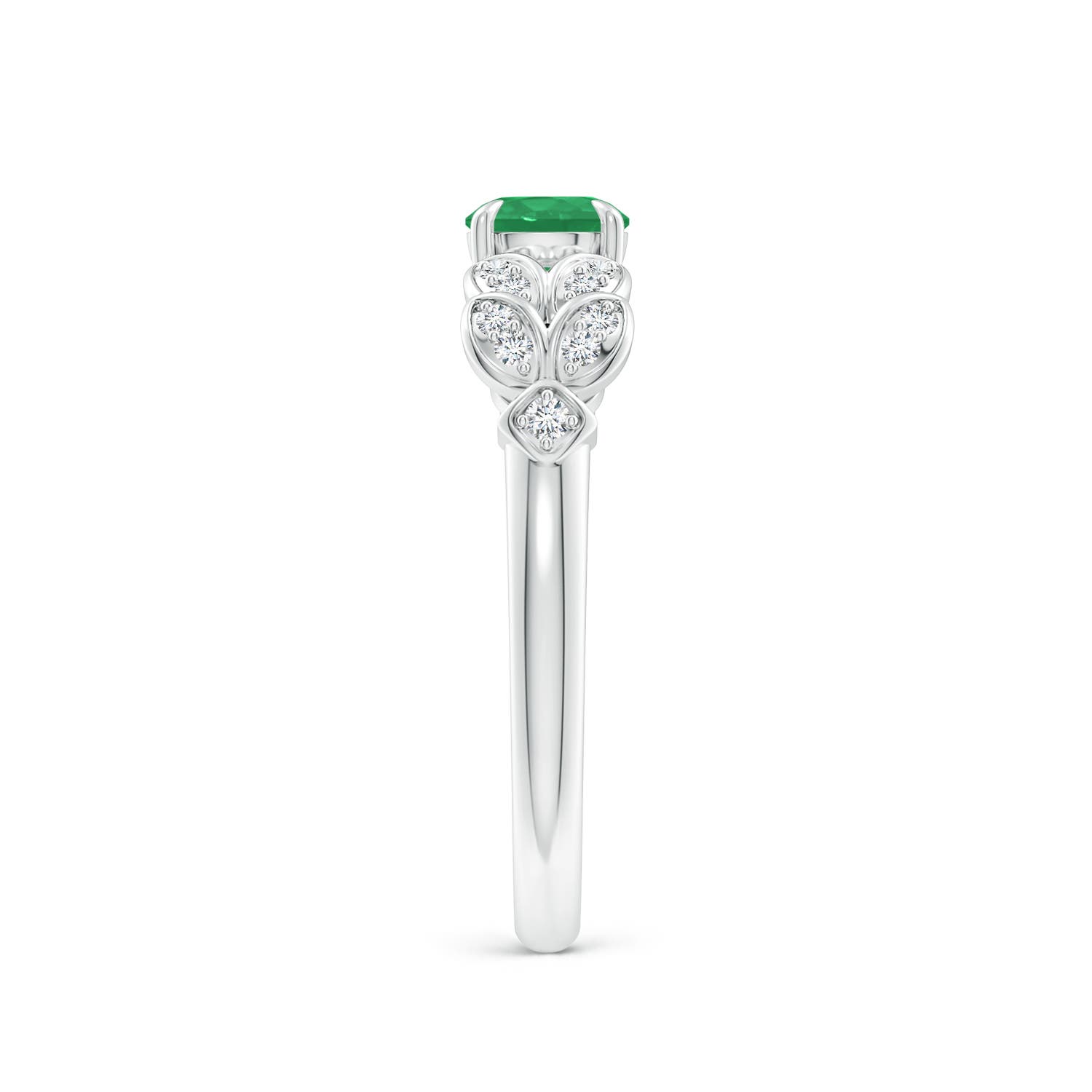 A - Emerald / 0.56 CT / 14 KT White Gold