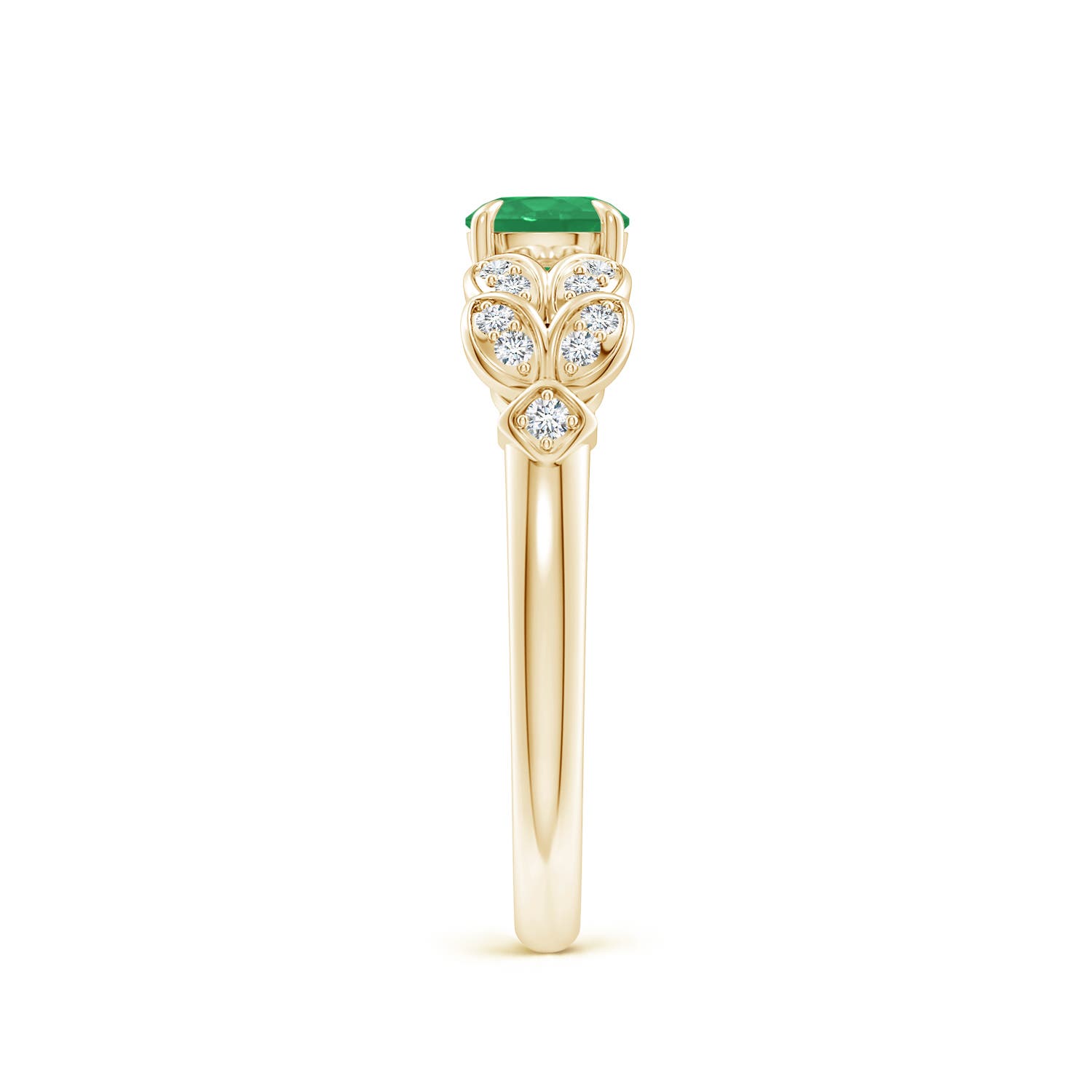 A - Emerald / 0.56 CT / 14 KT Yellow Gold