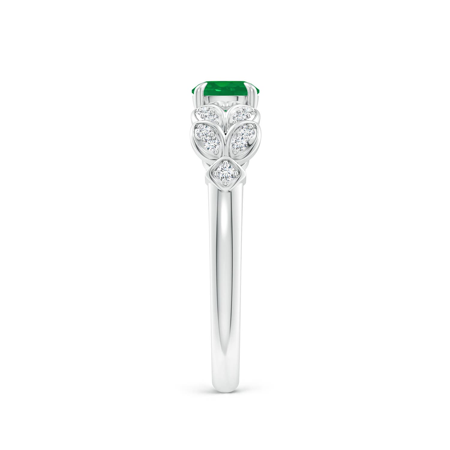 AA - Emerald / 0.56 CT / 14 KT White Gold