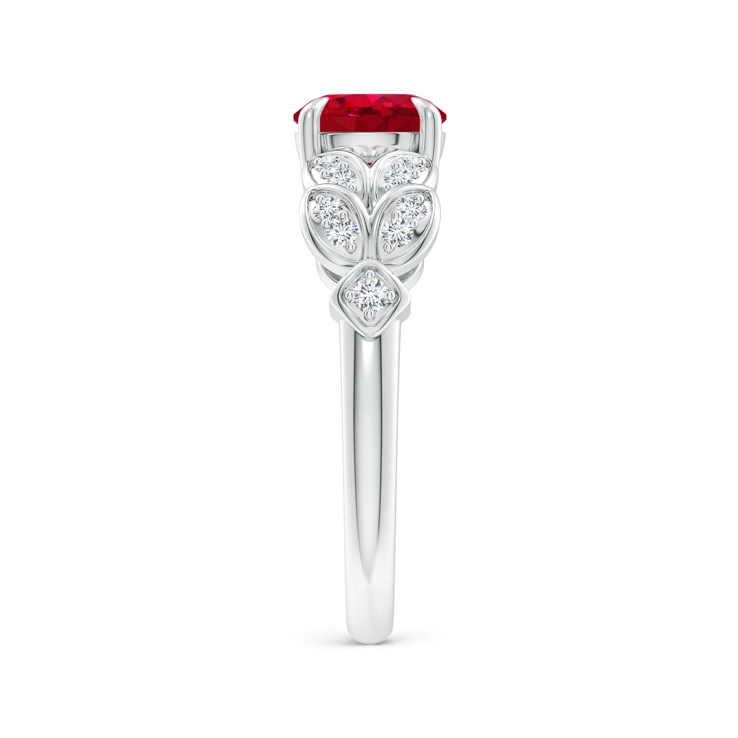 AAA - Ruby / 1.62 CT / 14 KT White Gold