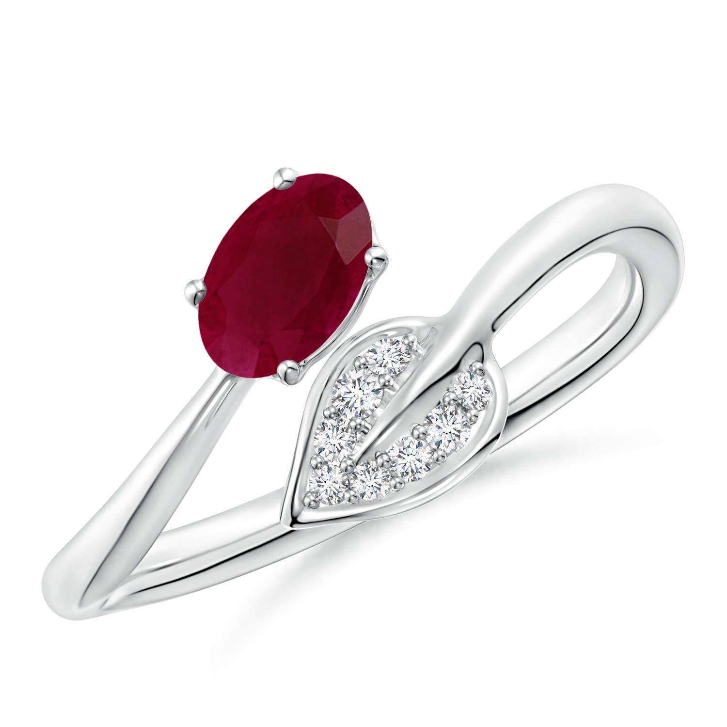 A - Ruby / 0.64 CT / 14 KT White Gold