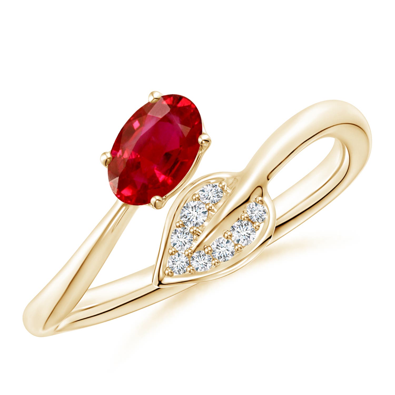 AAA - Ruby / 0.64 CT / 14 KT Yellow Gold