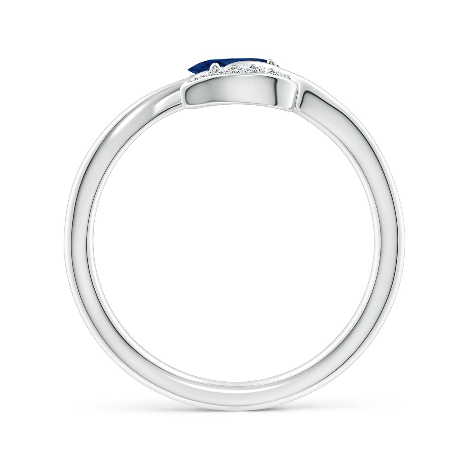 AA - Blue Sapphire / 0.64 CT / 14 KT White Gold