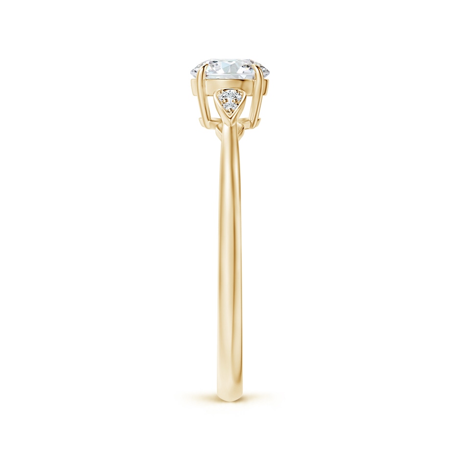 5.2mm GVS2 Round Diamond Trilogy Engagement Ring with Pear Motifs in Yellow Gold side-2