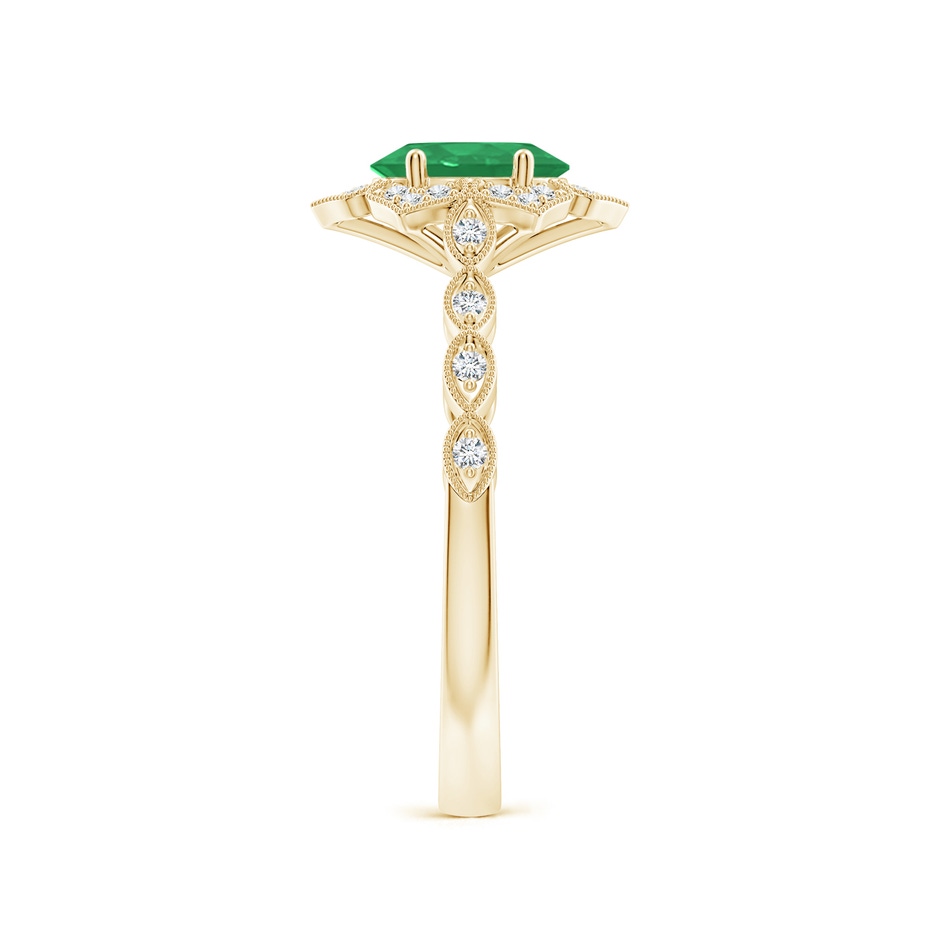 7x5mm A Oval Emerald Trillium Floral Shank Ring in Yellow Gold side-2