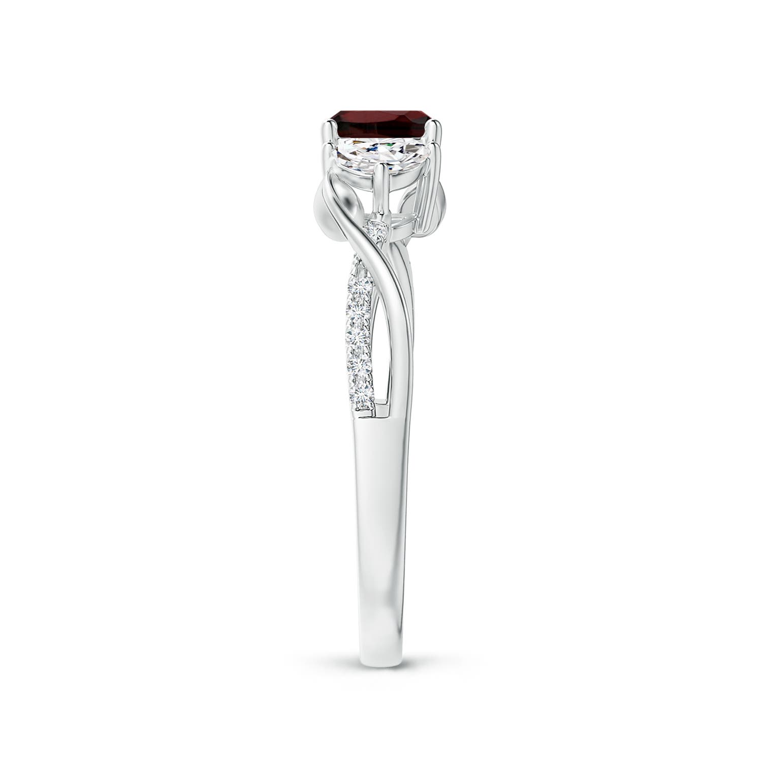 AA - Garnet / 1.18 CT / 14 KT White Gold