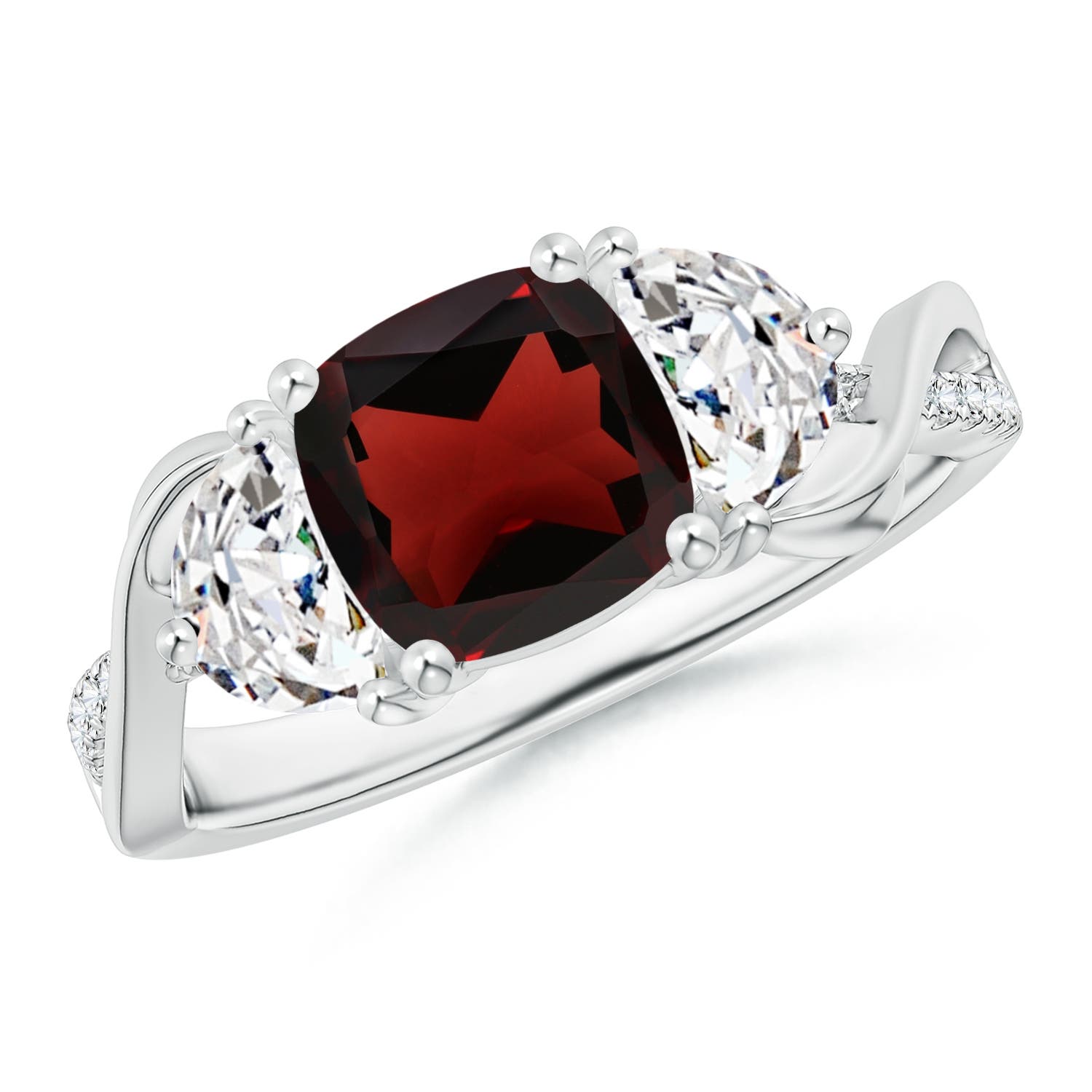 AA - Garnet / 1.73 CT / 14 KT White Gold