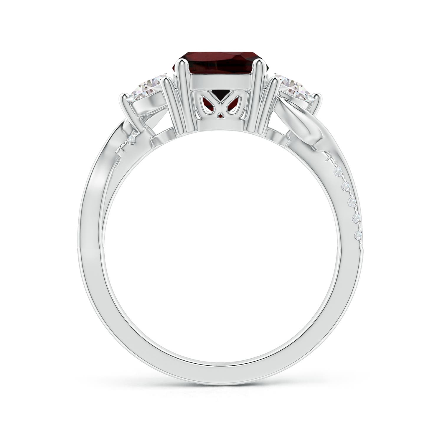 AA - Garnet / 1.73 CT / 14 KT White Gold