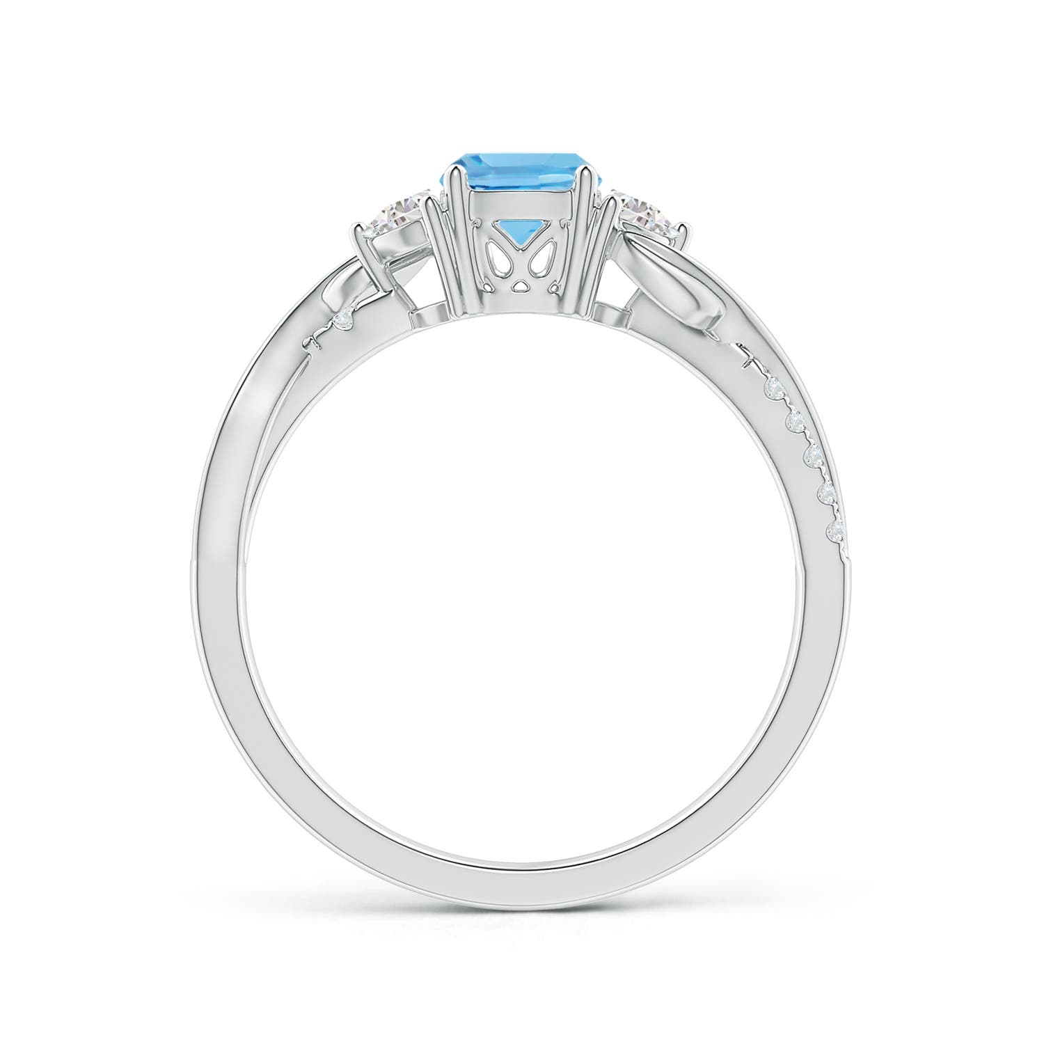 A - Swiss Blue Topaz / 1.08 CT / 14 KT White Gold