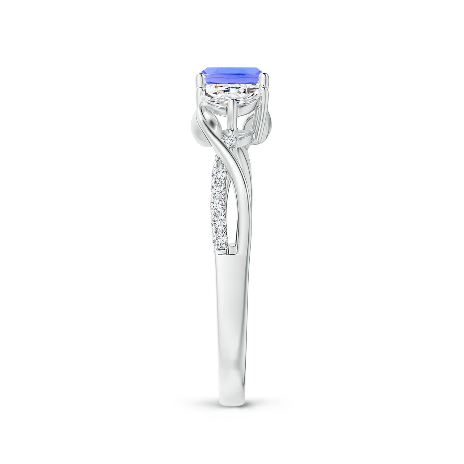 AA - Tanzanite / 1.18 CT / 14 KT White Gold