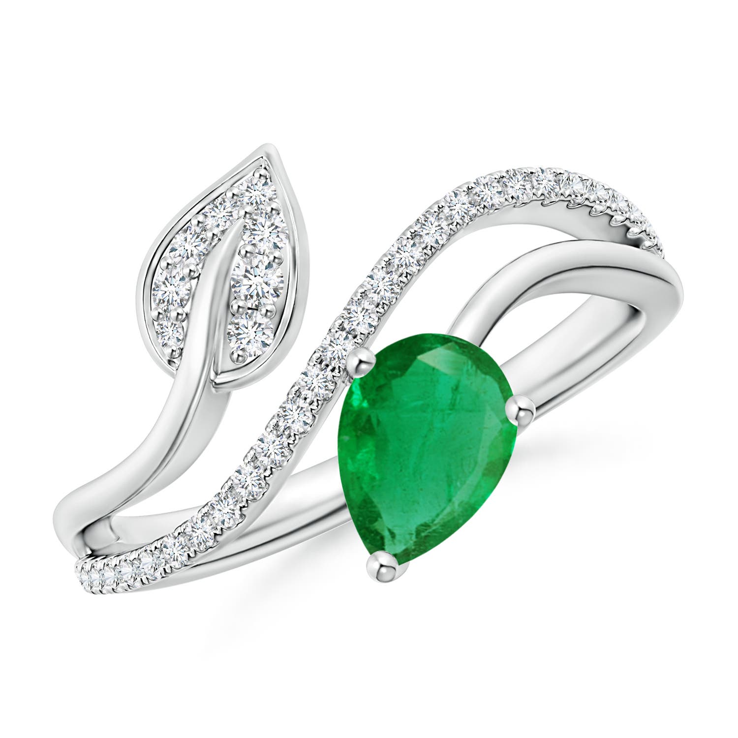 AA - Emerald / 0.82 CT / 14 KT White Gold