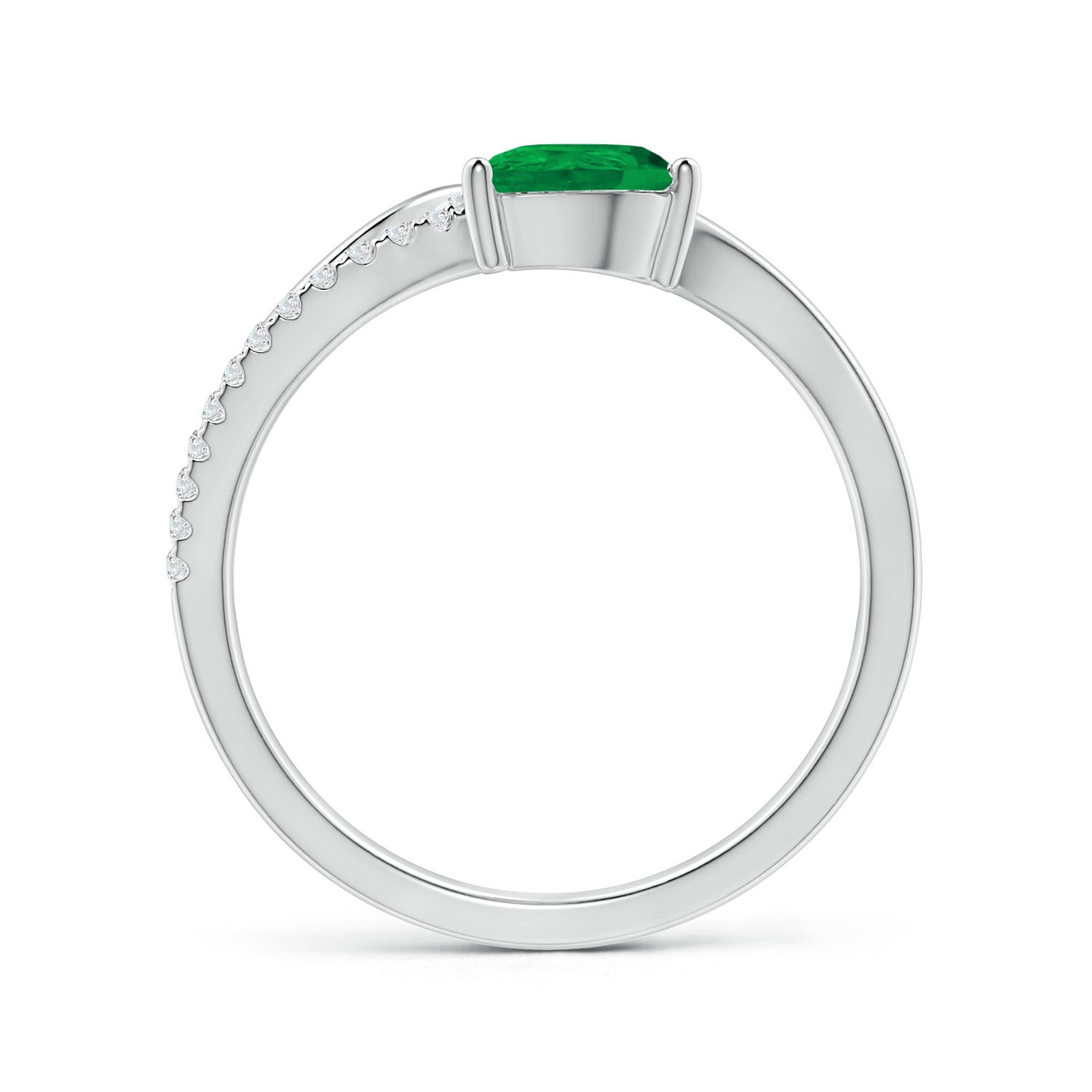 AA - Emerald / 0.82 CT / 14 KT White Gold