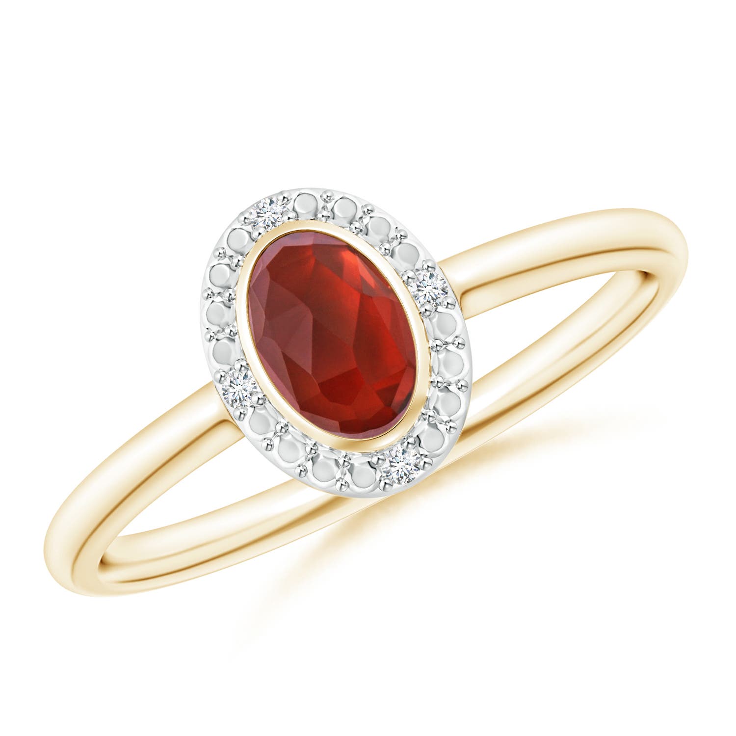 AAA - Garnet / 0.62 CT / 14 KT Yellow Gold