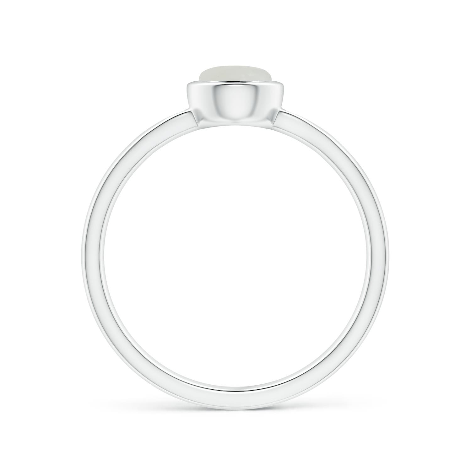 A - Moonstone / 0.46 CT / 14 KT White Gold