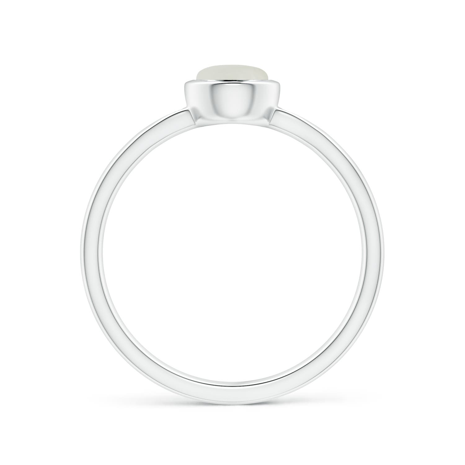 AAAA - Moonstone / 0.46 CT / 14 KT White Gold