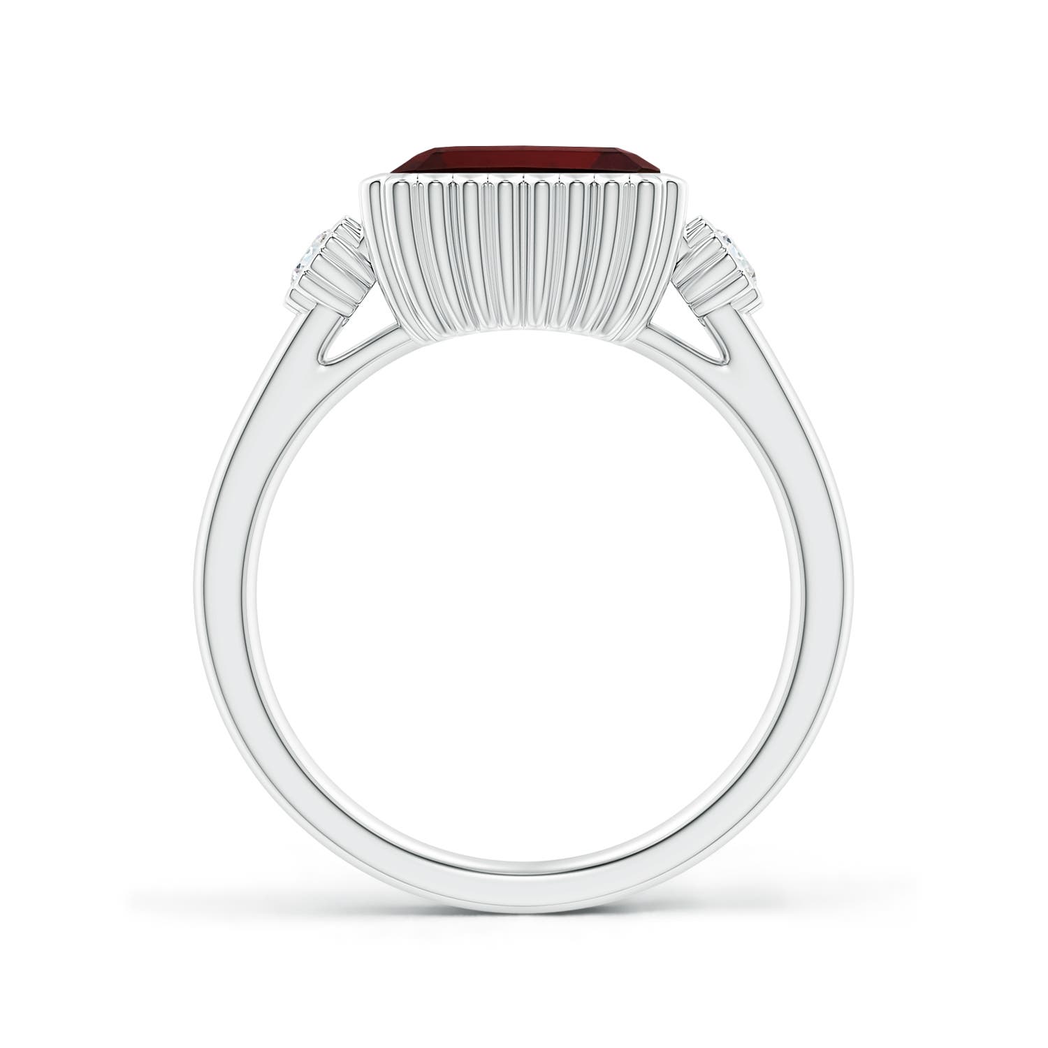 AA - Garnet / 2.94 CT / 14 KT White Gold