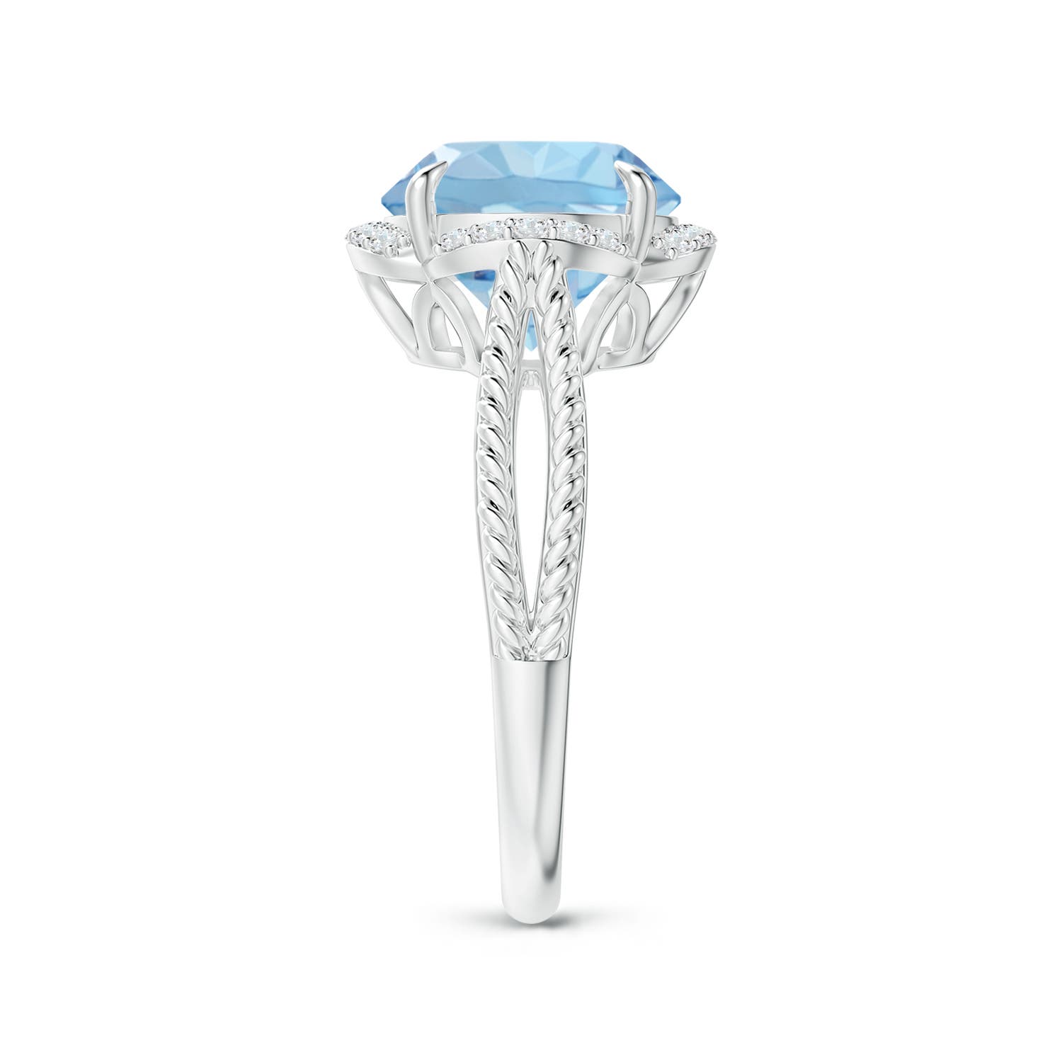 AAA - Aquamarine / 3.35 CT / 14 KT White Gold