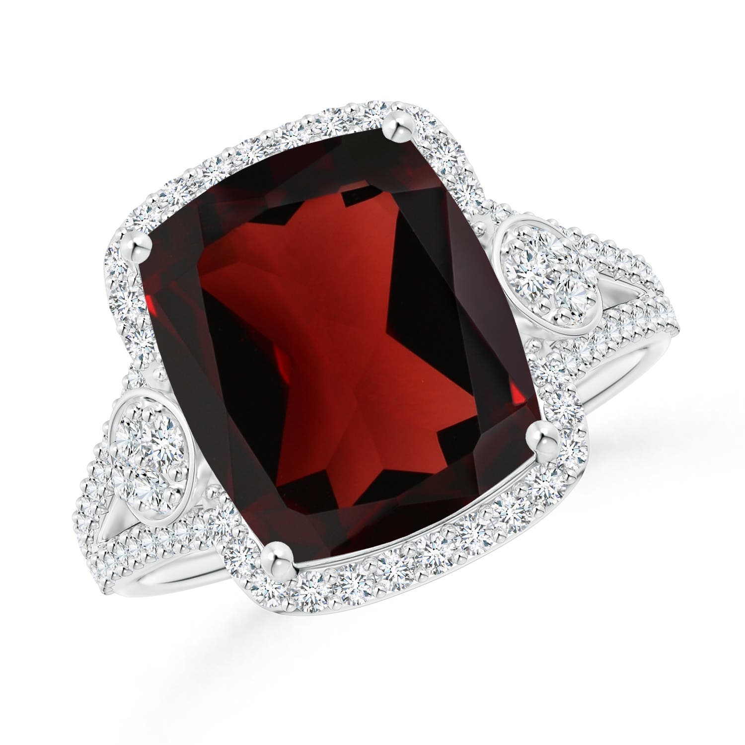 AA - Garnet / 5.81 CT / 14 KT White Gold