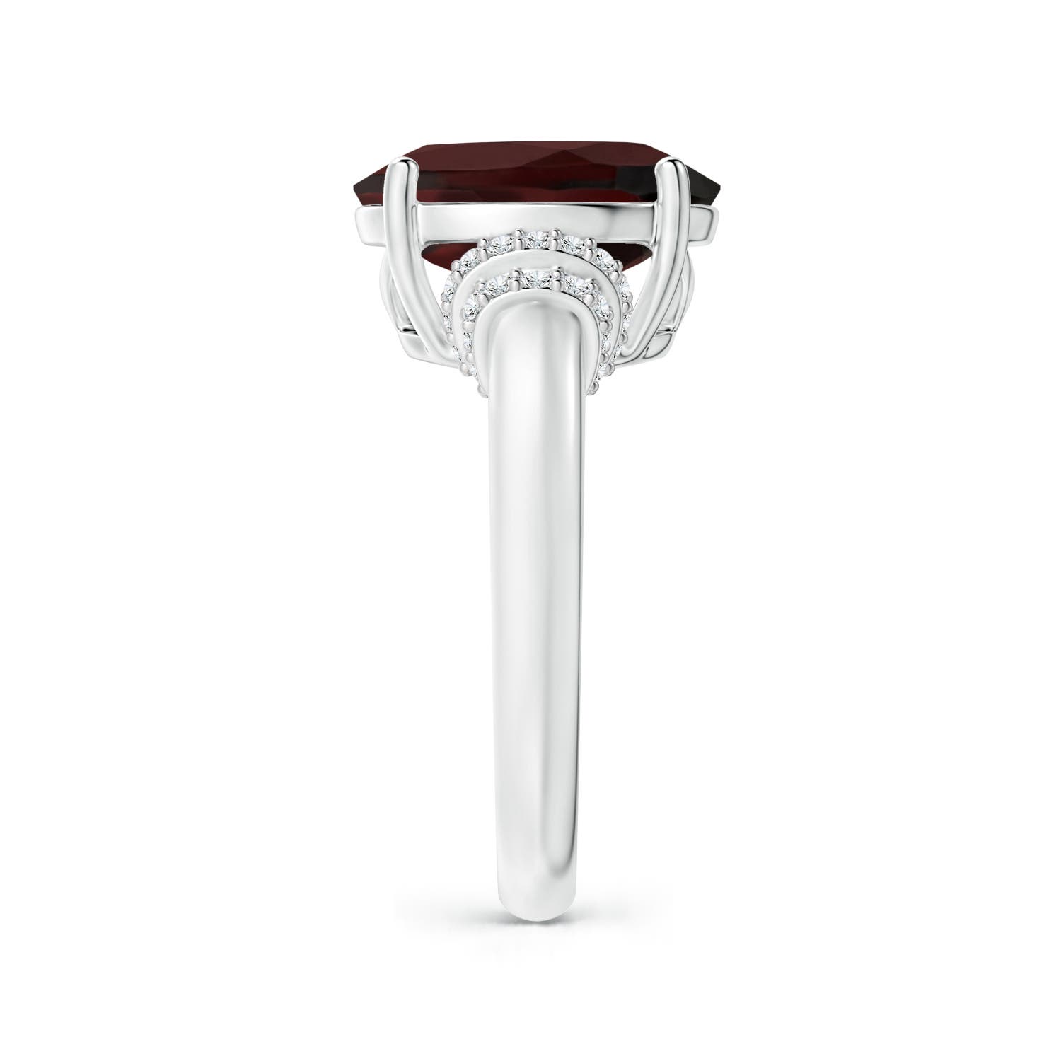 A - Garnet / 5.39 CT / 14 KT White Gold