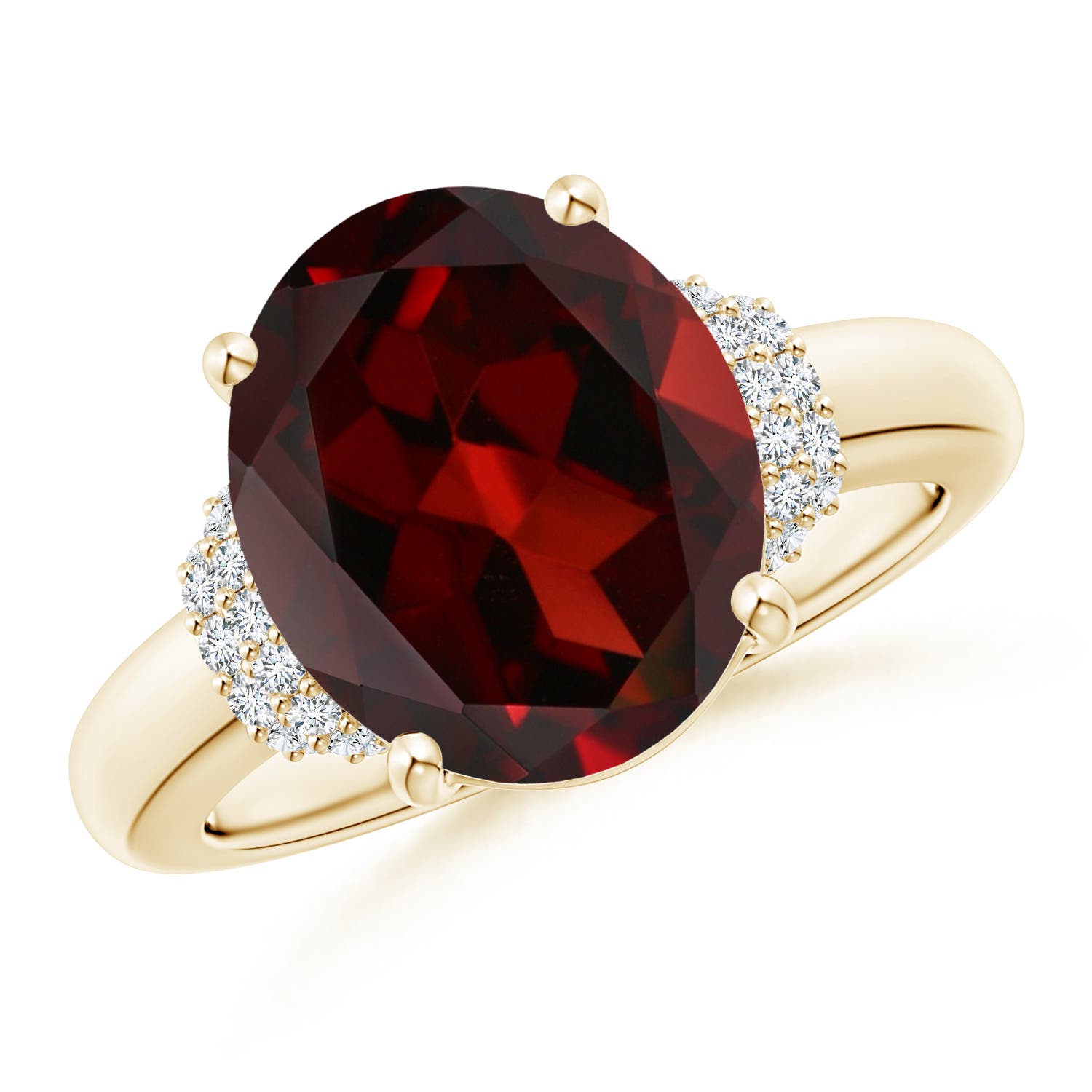 AAA - Garnet / 5.39 CT / 14 KT Yellow Gold