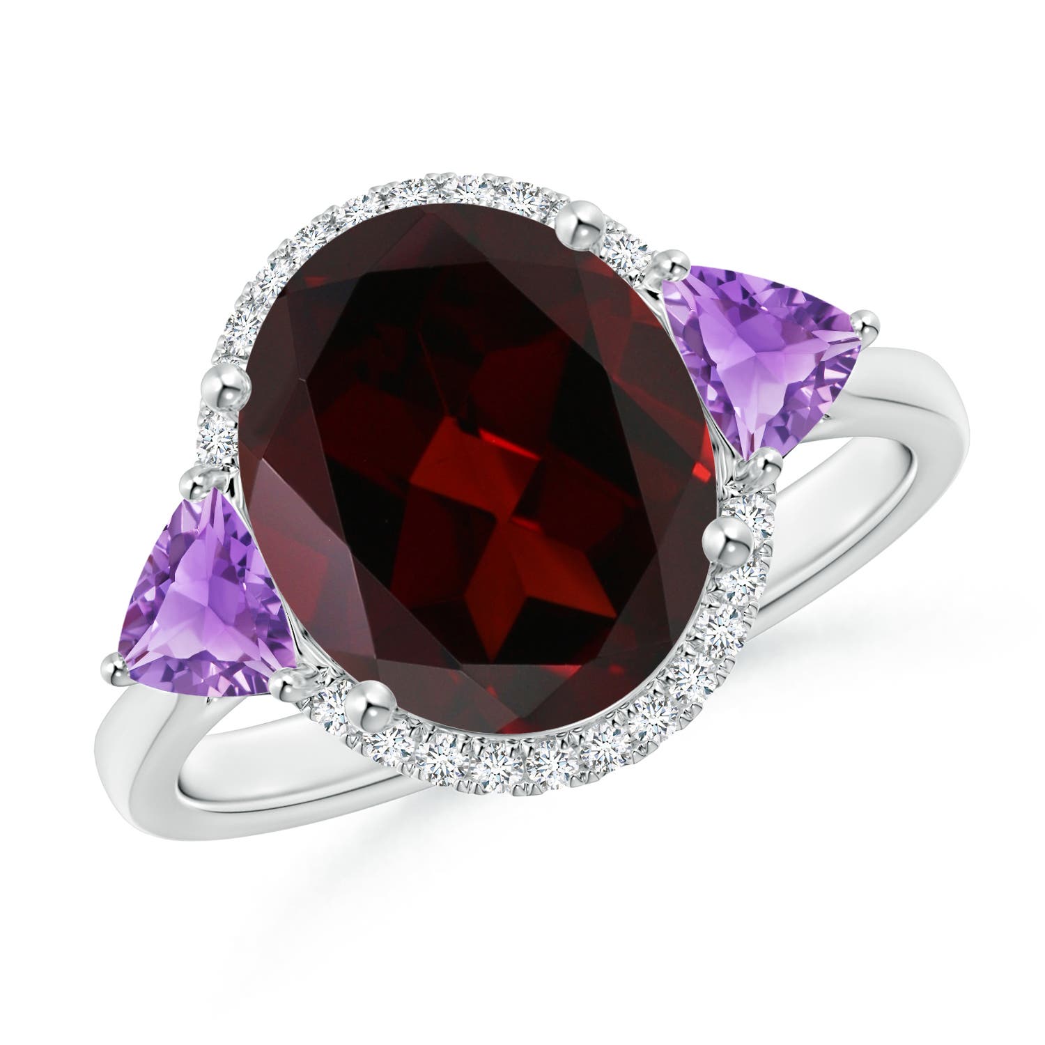 A - Garnet / 4.71 CT / 14 KT White Gold