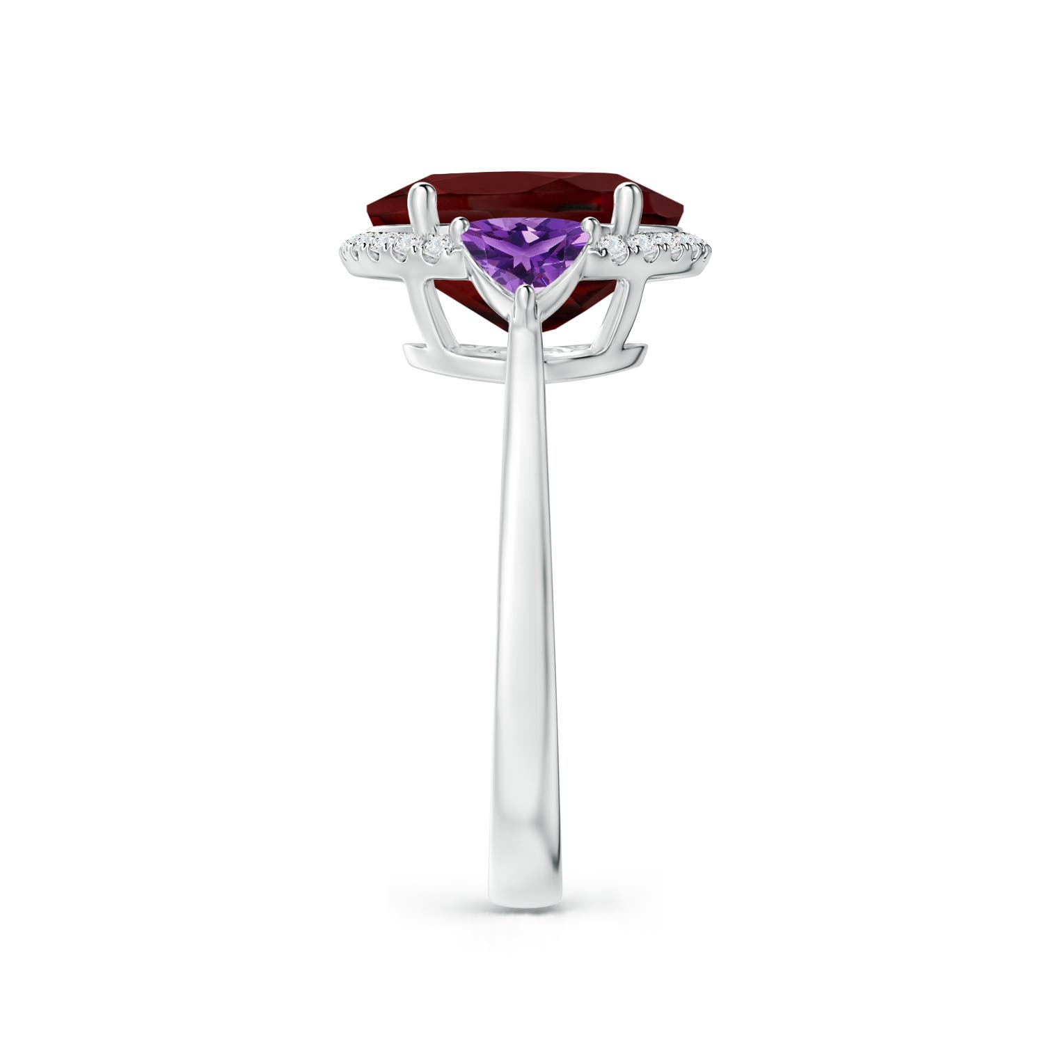 AAA - Garnet / 4.71 CT / 14 KT White Gold