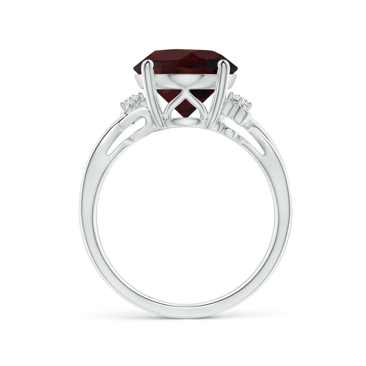 A - Garnet / 5.2 CT / 14 KT White Gold